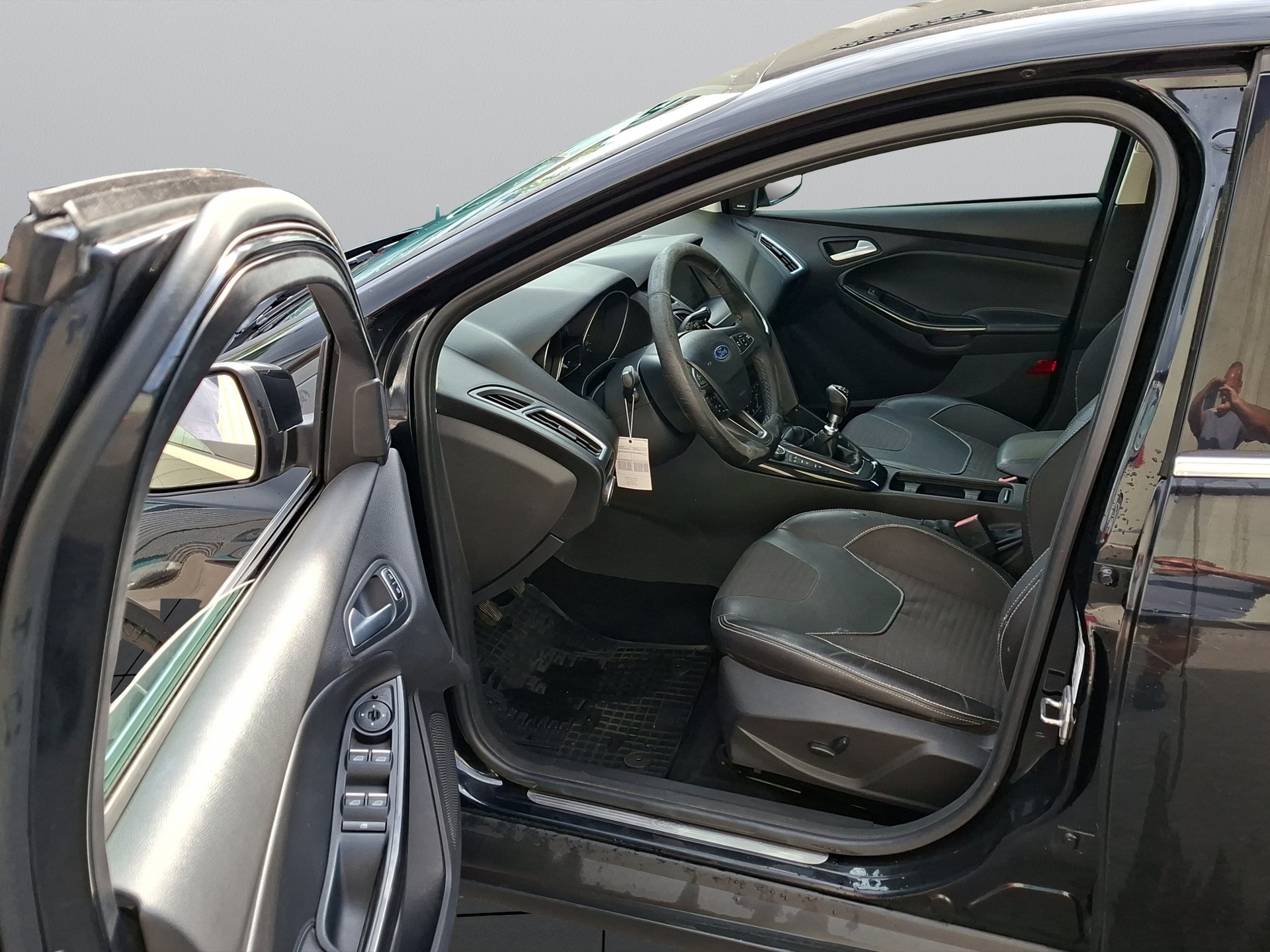 FORD Focus 1.5 SCTi Trend-image-18