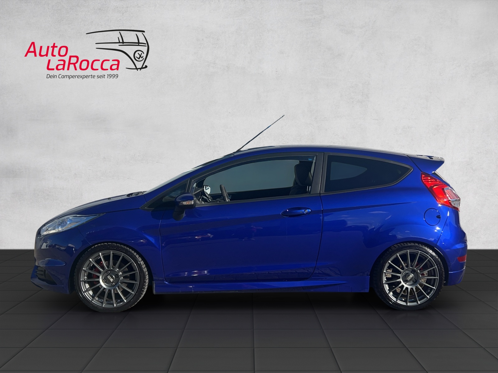 FORD Fiesta 1.6 SCTi ST-2-showroom-element-1