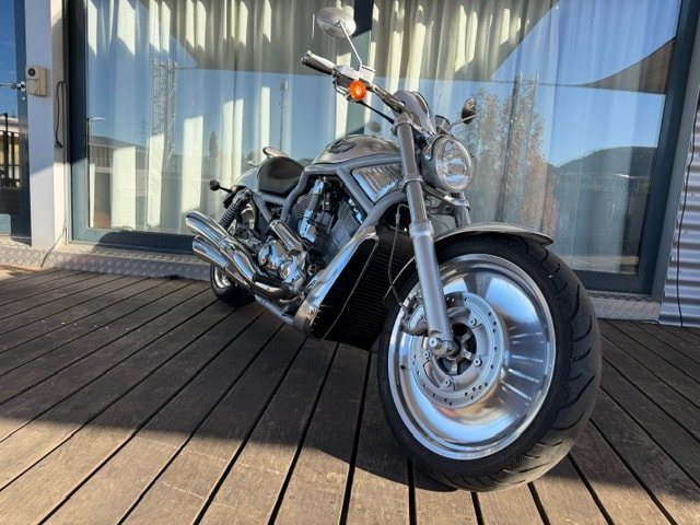 HARLEY-DAVIDSON VRSCA V-Rod 100th Anniversary Edition-image-3