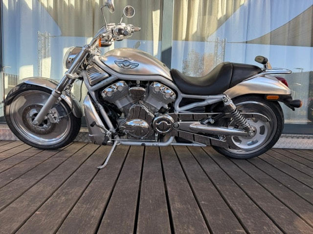 HARLEY-DAVIDSON VRSCA V-Rod 100th Anniversary Edition-image-2