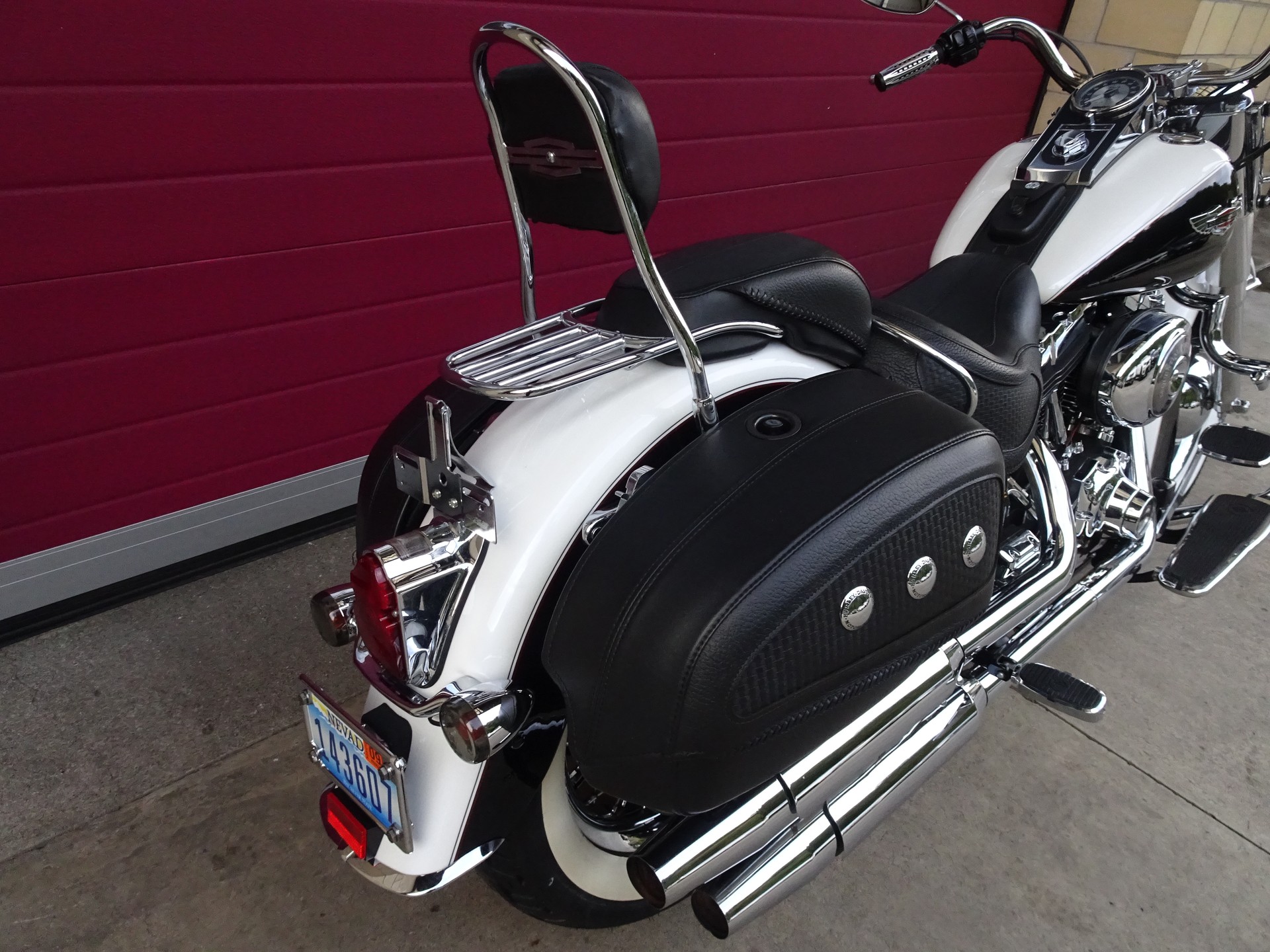 HARLEY-DAVIDSON FLSTNI Softail Deluxe-image-6
