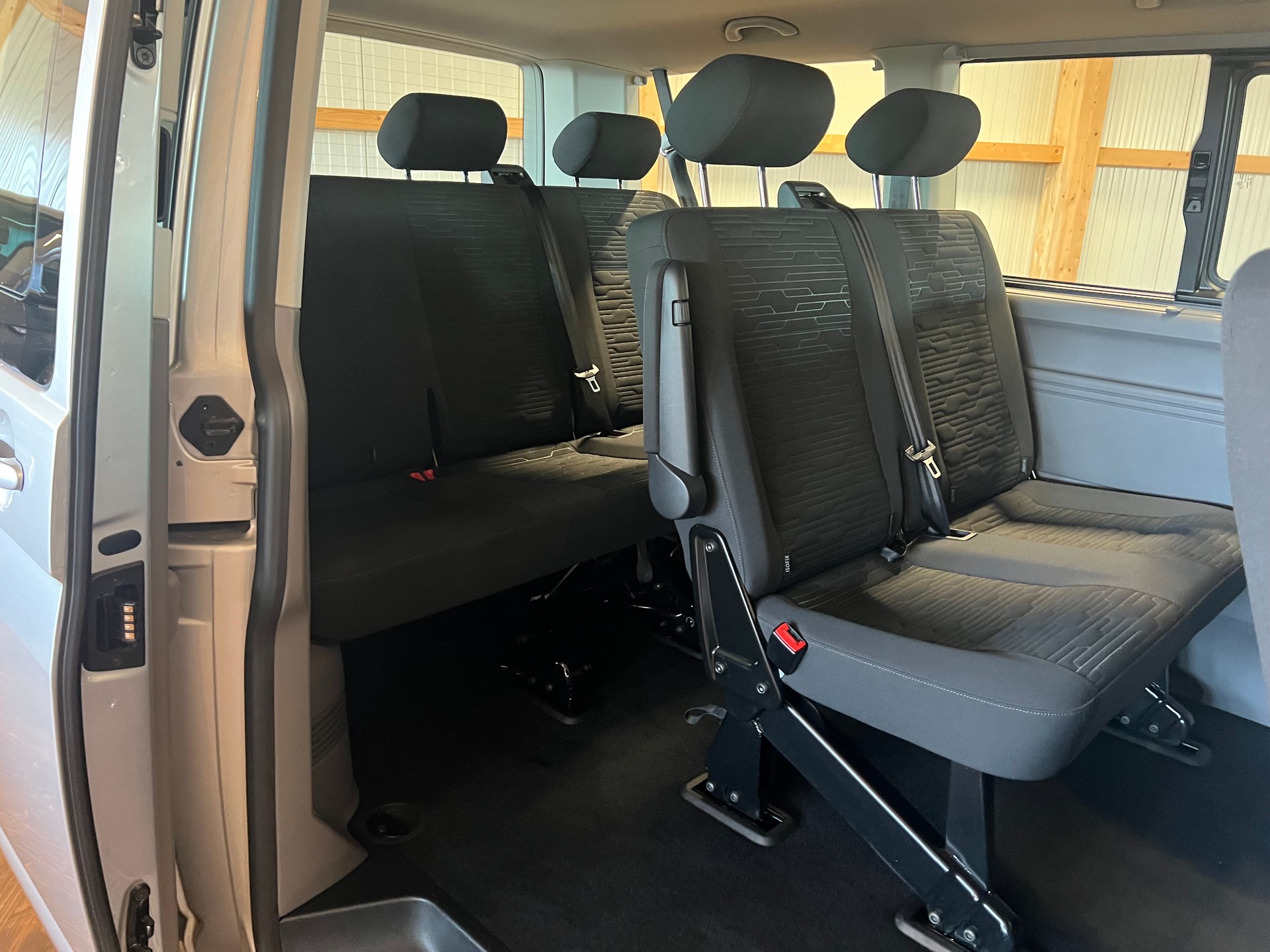 VW T6.1 Caravelle 2.0 TDI Comfortline DSG-image-12