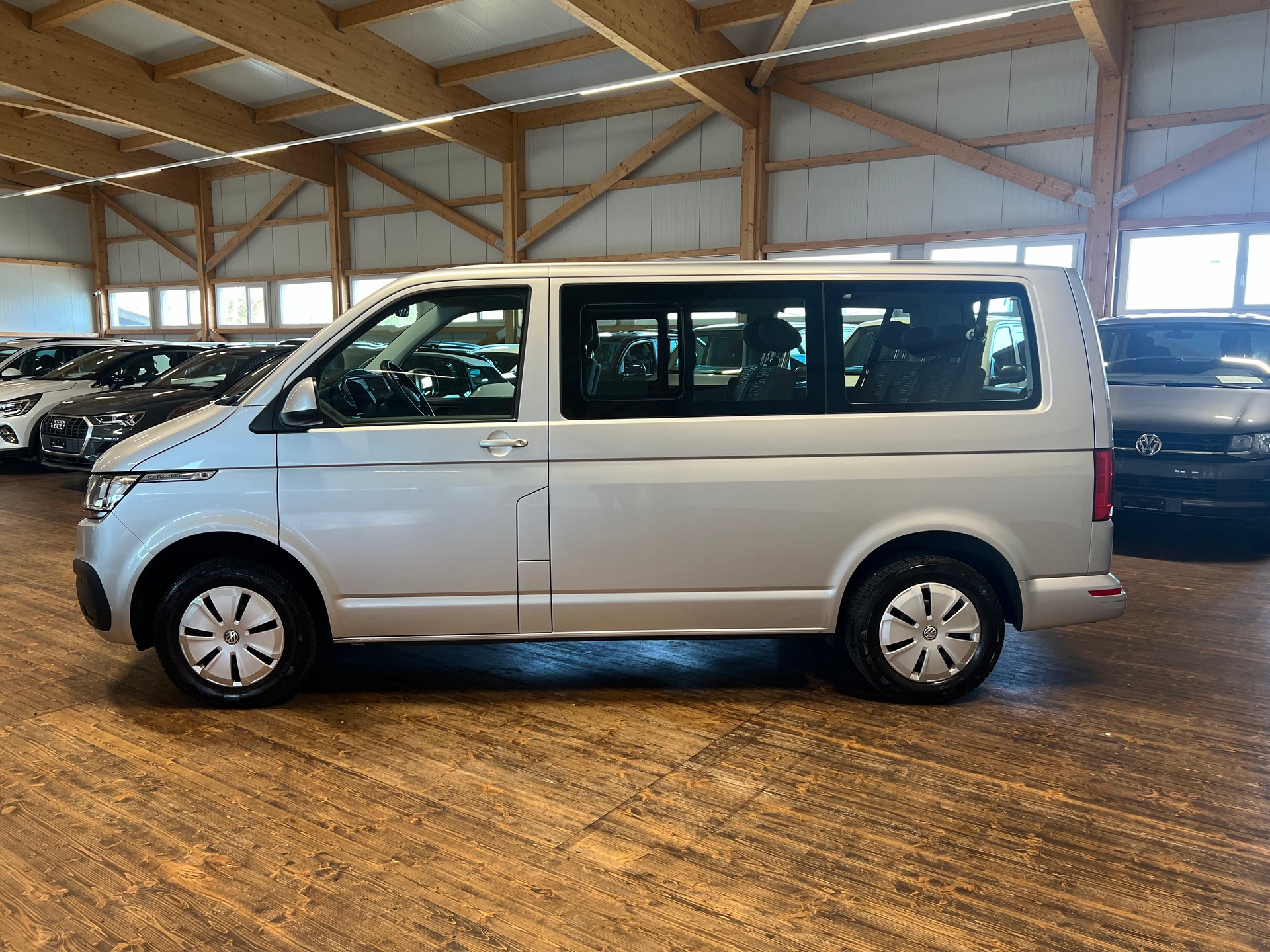 VW T6.1 Caravelle 2.0 TDI Comfortline DSG-image-7