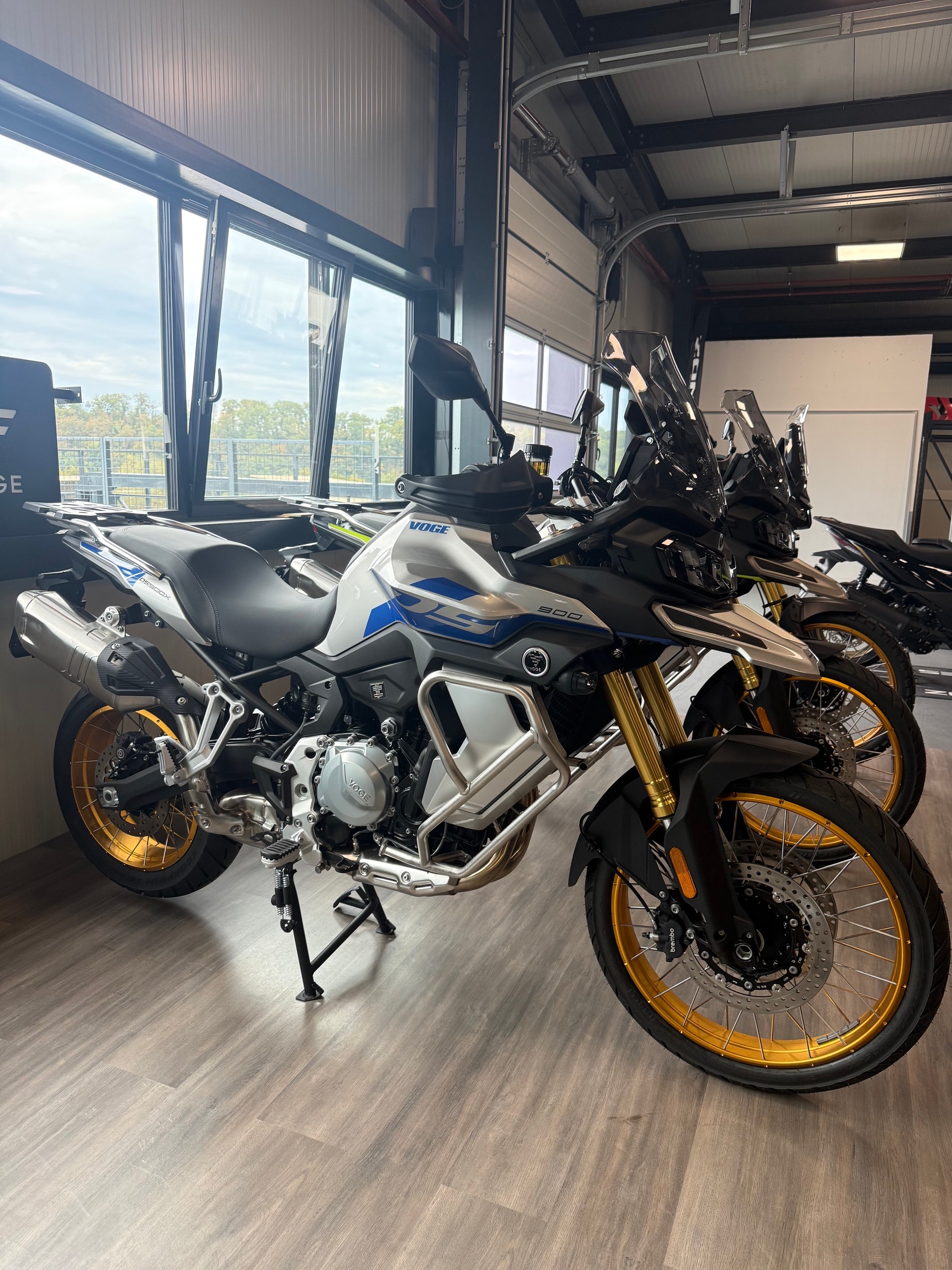 VOGE 900 DSX