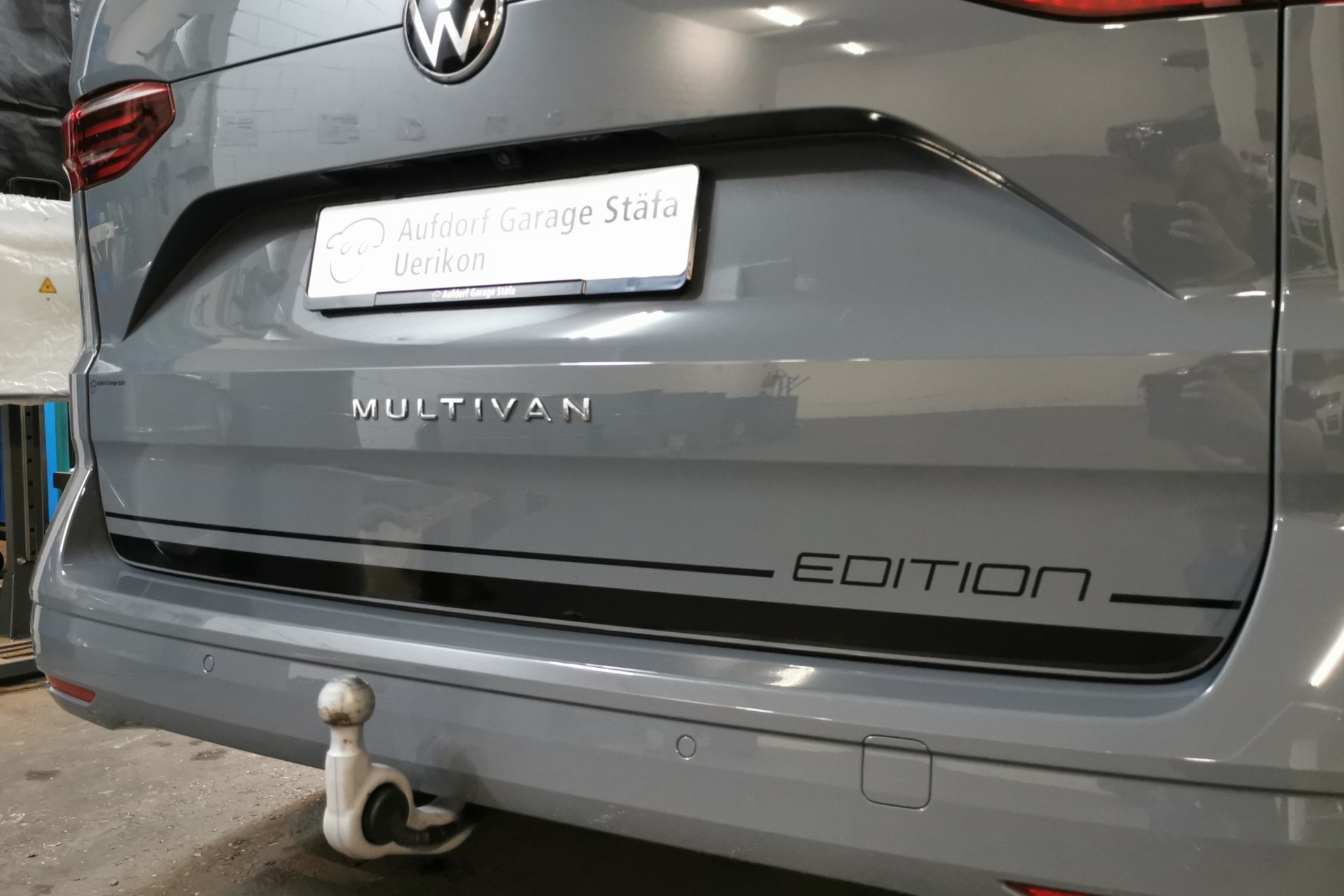 VW Multivan 2.0 TDI Life Edition DSG-image-13