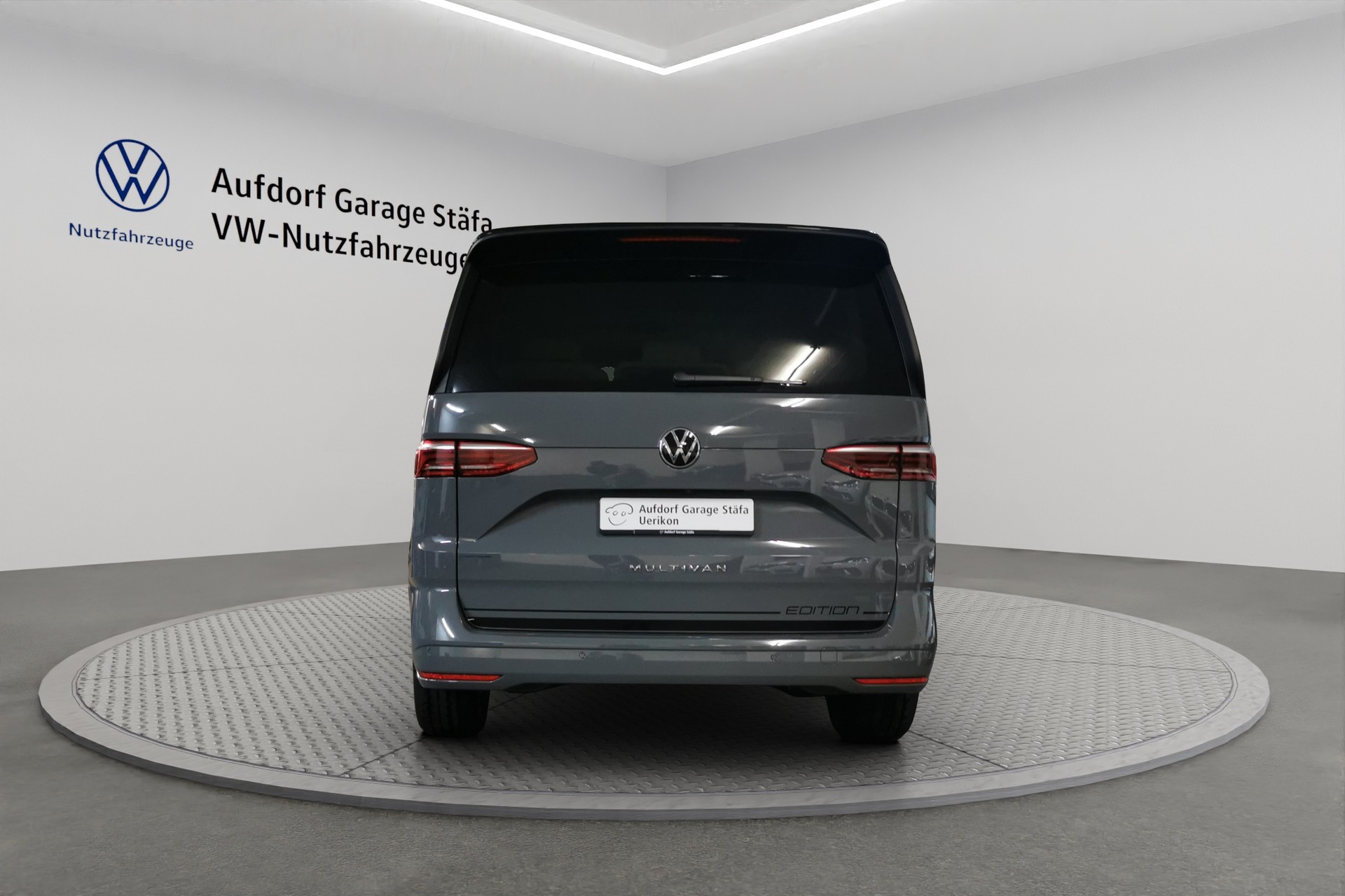 VW Multivan 2.0 TDI Life Edition DSG-image-3
