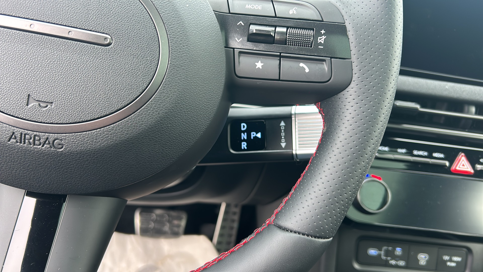 HYUNDAI Tucson 1.6 TGDI PHEV N Line LUX pack 4WD-image-4