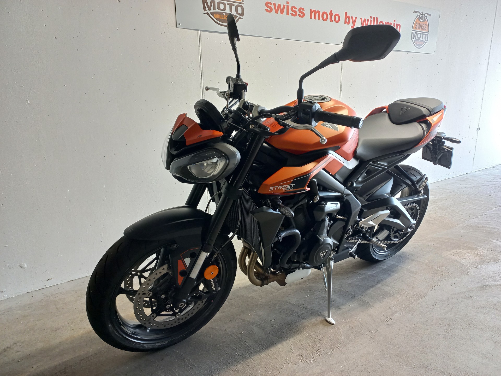 TRIUMPH Street Triple R-image-2