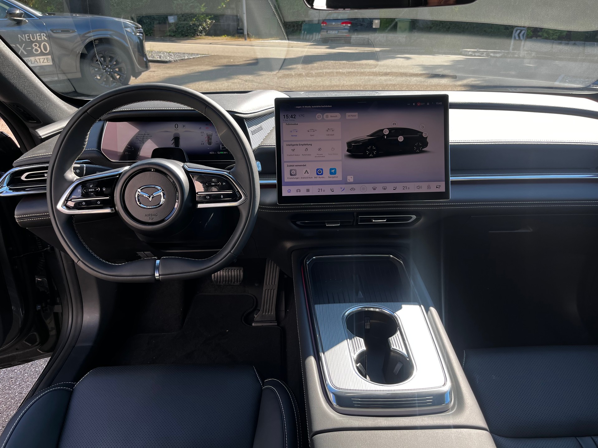 MAZDA 6e 258 69kWh Takumi-image-7