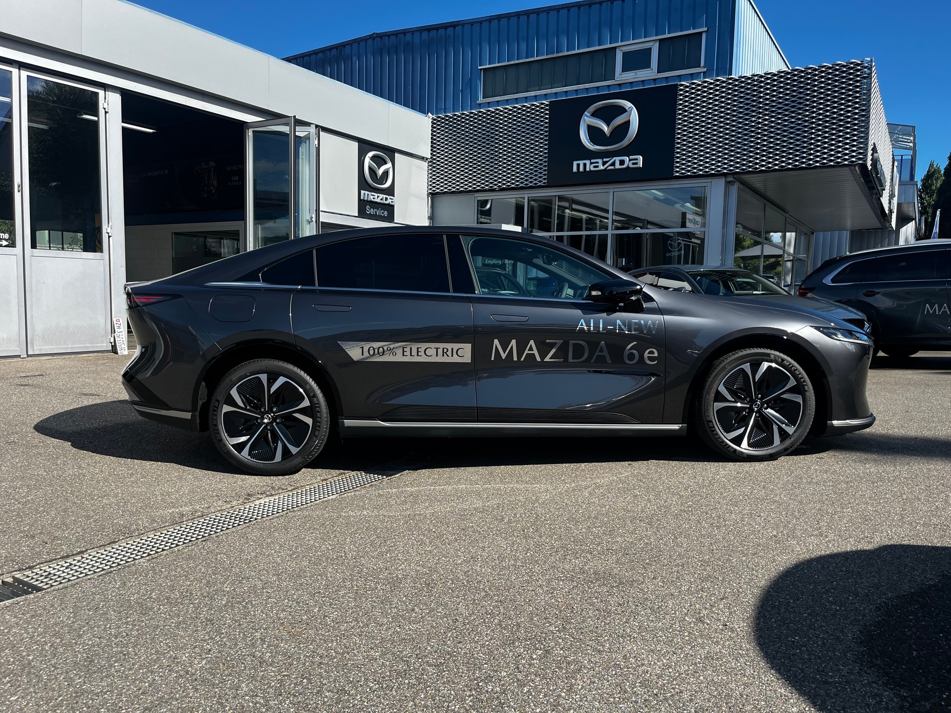 MAZDA 6e 258 69kWh Takumi