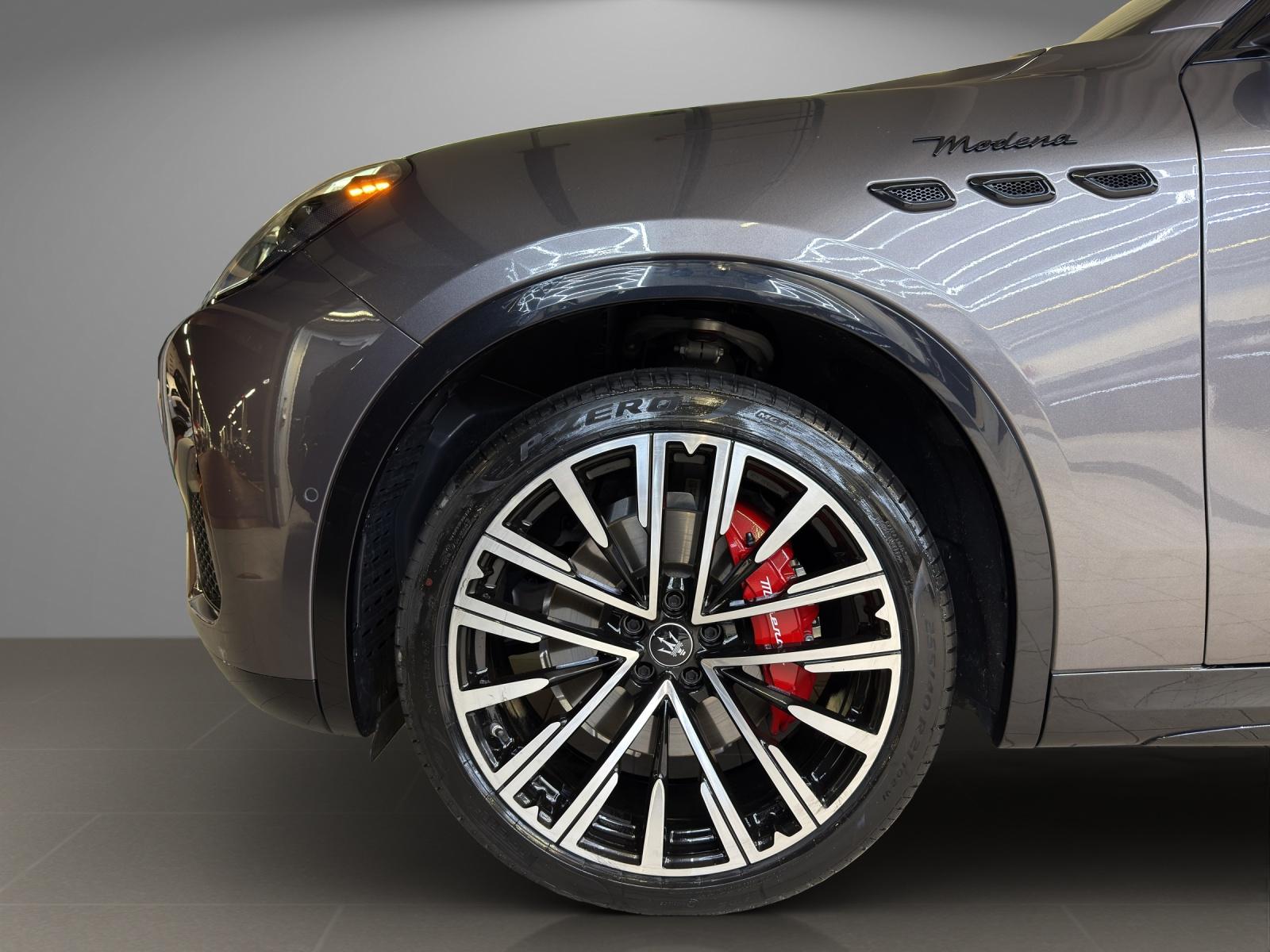 MASERATI Grecale 2.0 Hybrid Modena-image-16