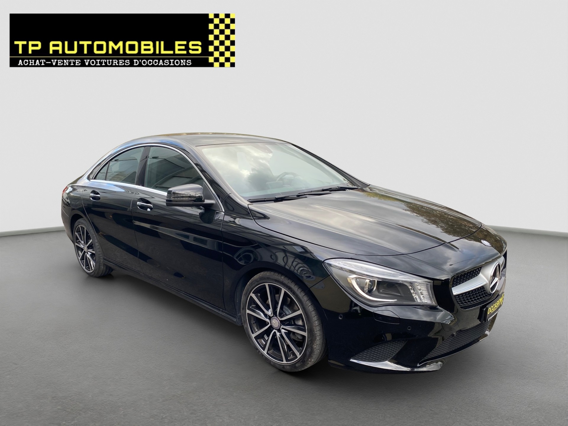 MERCEDES-BENZ CLA 250 7G-DCT 4Matic-image-2