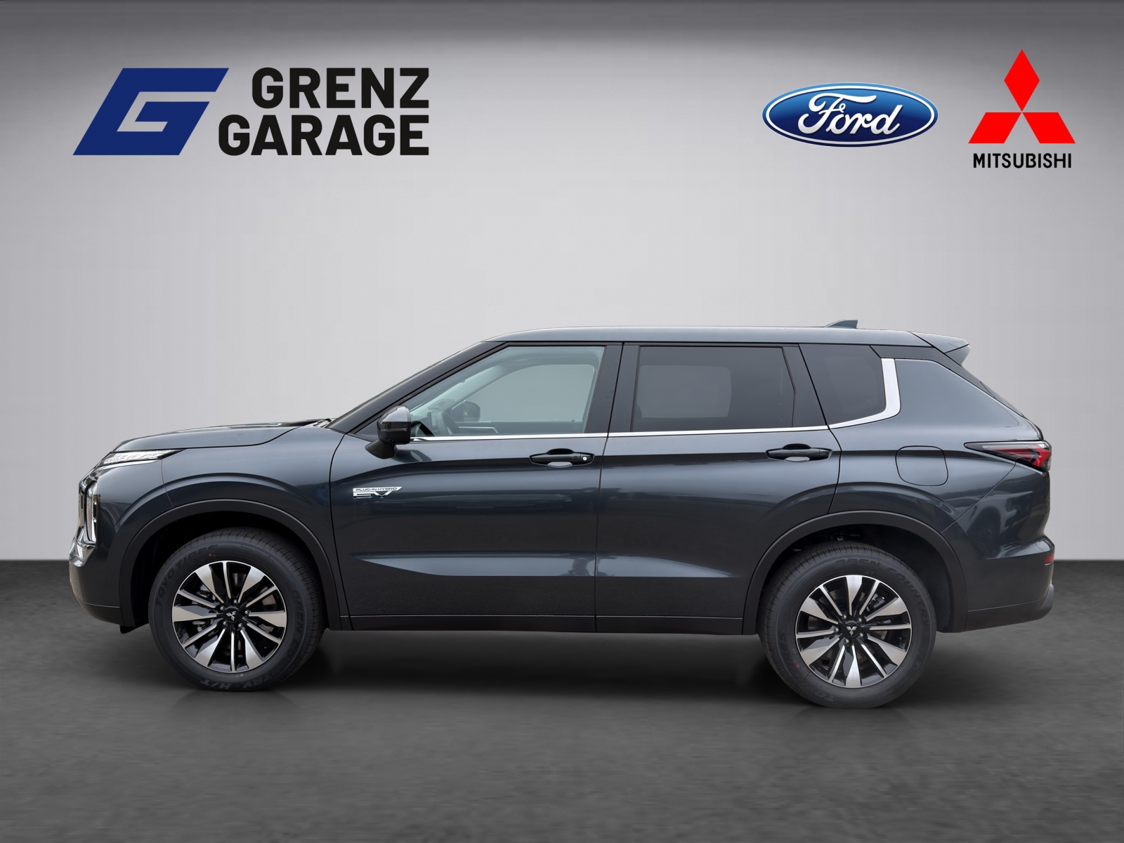 MITSUBISHI Outlander 2.4 PHEV Invite 4x4-showroom-element-1