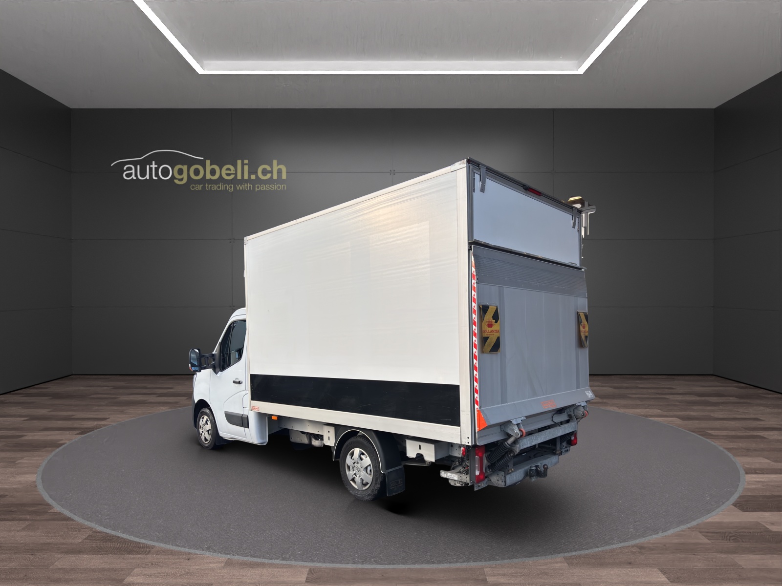 RENAULT Master T35 Blue dCi145 L2H1-showroom-element-1