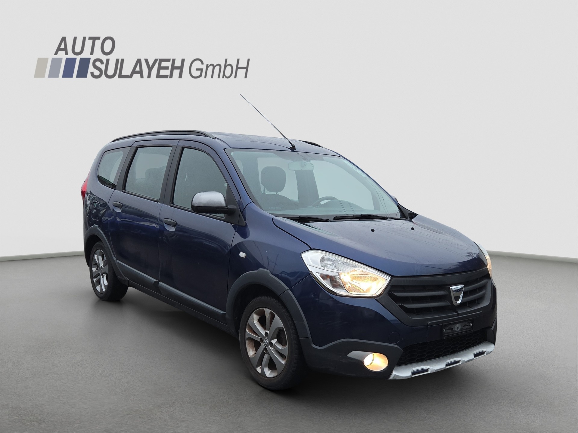 DACIA Lodgy 1.2 Turbo Essential 5PL-image-4