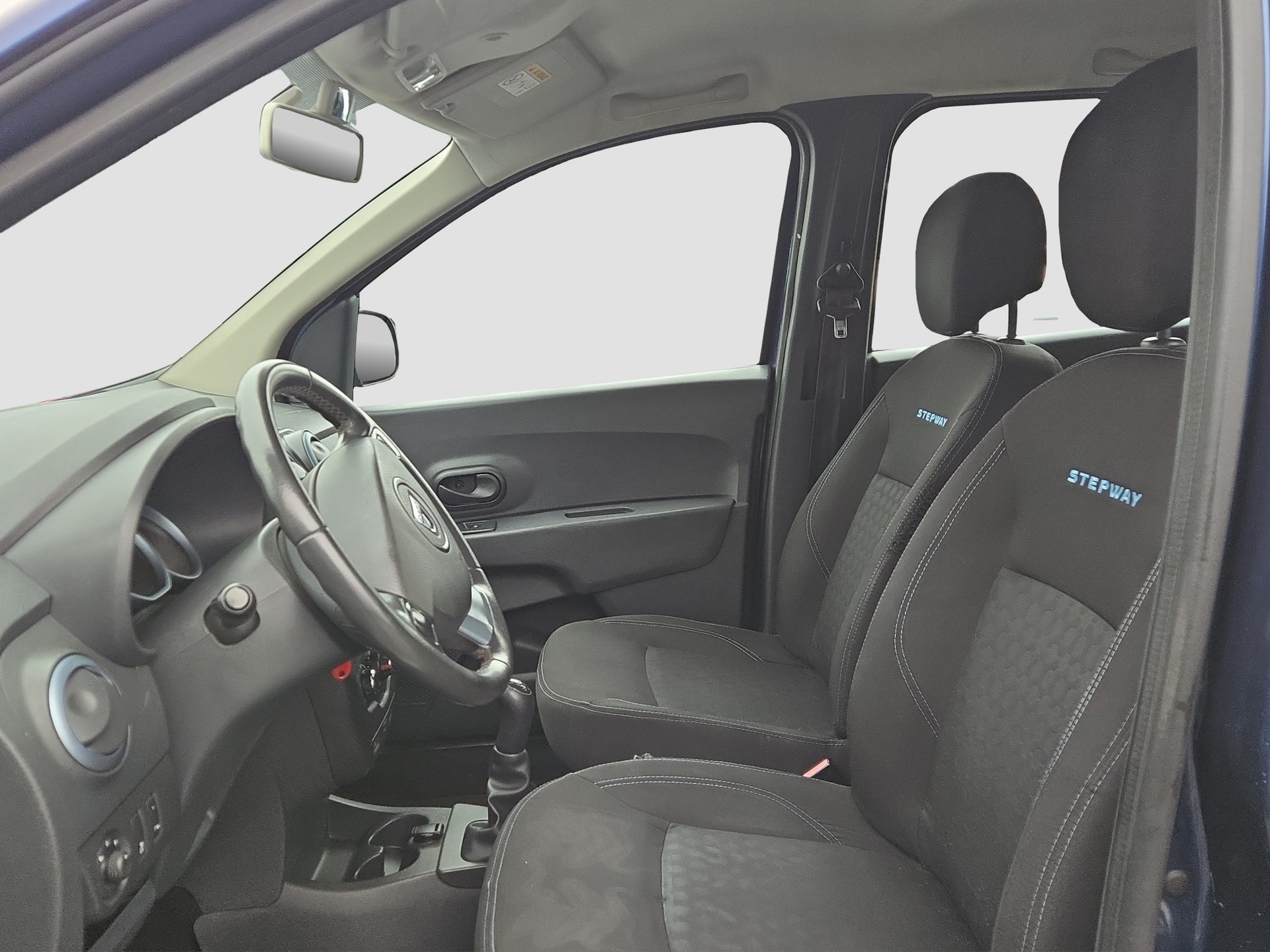 DACIA Lodgy 1.2 Turbo Essential 5PL-image-12