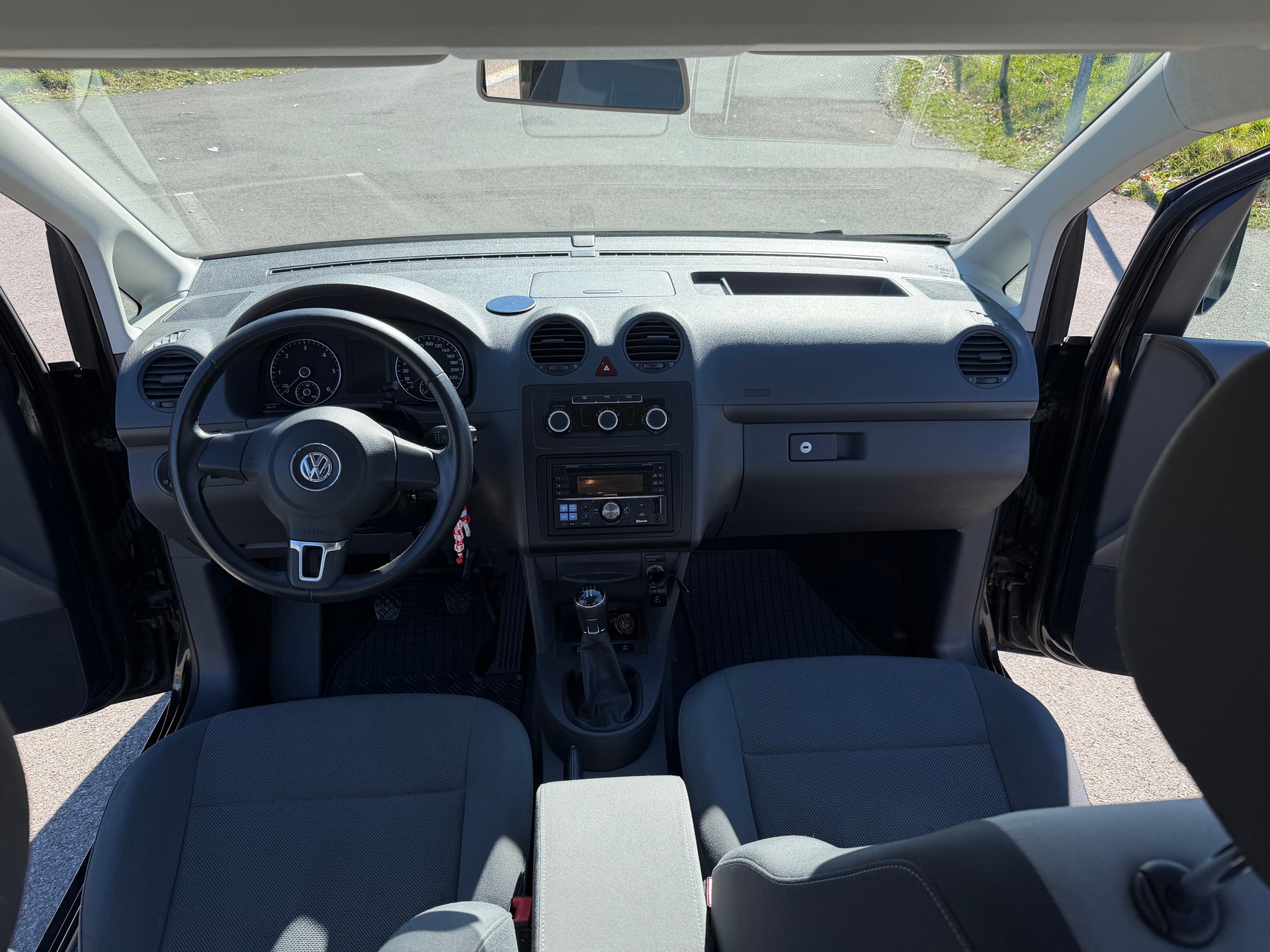 VW Caddy 1.6 TDI Blue Motion TechnologyTrendline-image-8