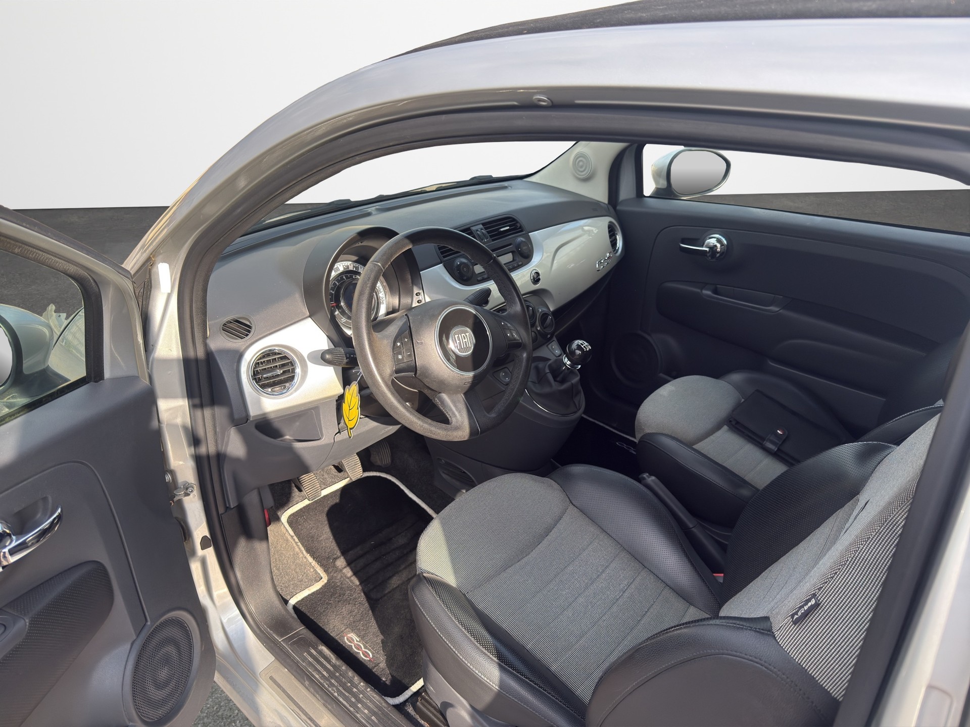 FIAT 500 1.2 Lounge-image-9