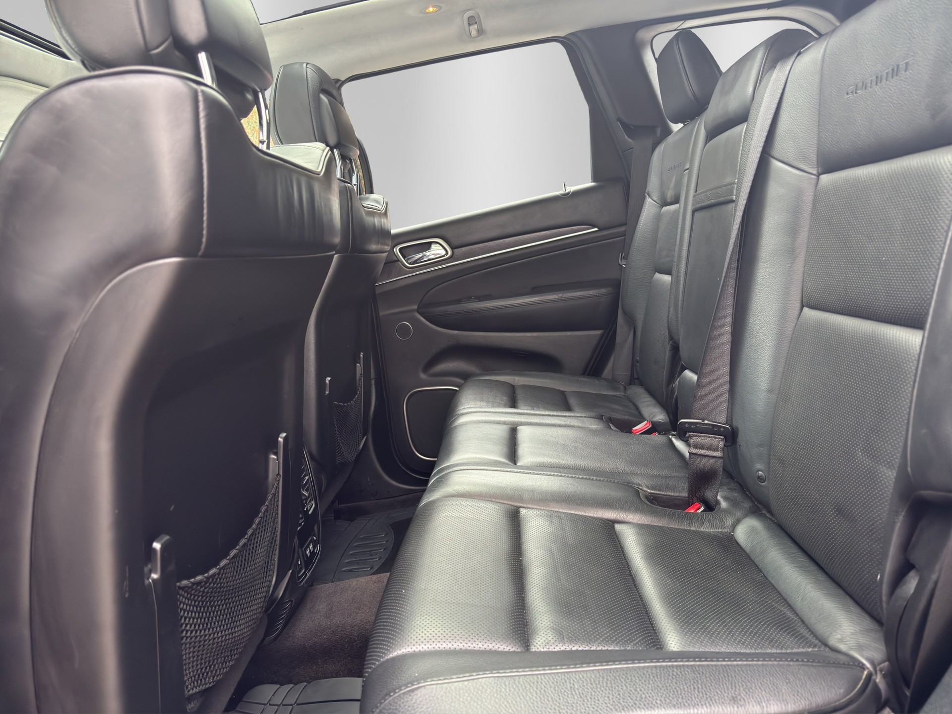 JEEP Grand Cherokee 3.0 CRD Summit Automatic-image-14