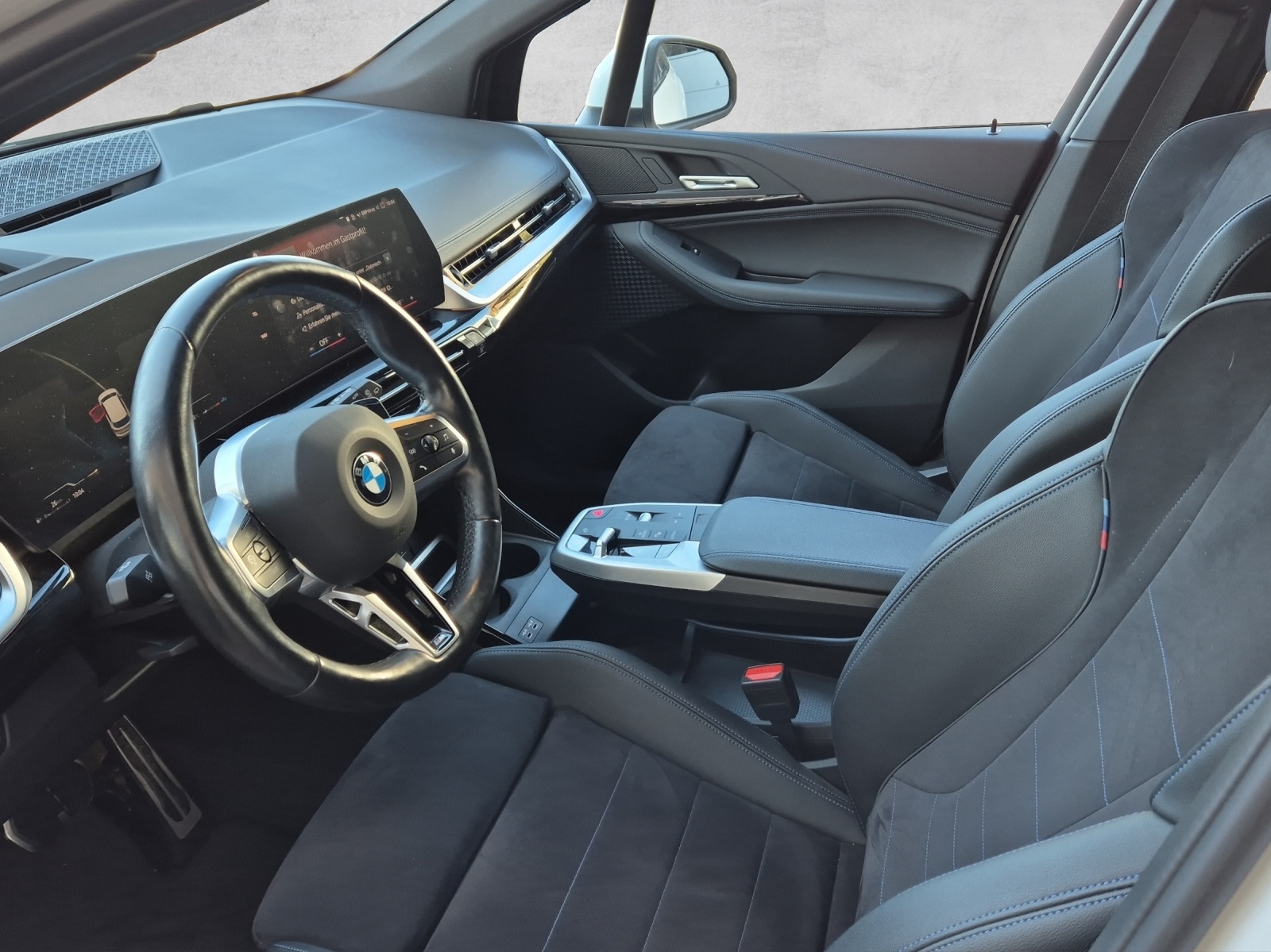 BMW 223i Active Tourer xDrive M Sport DKG-image-4