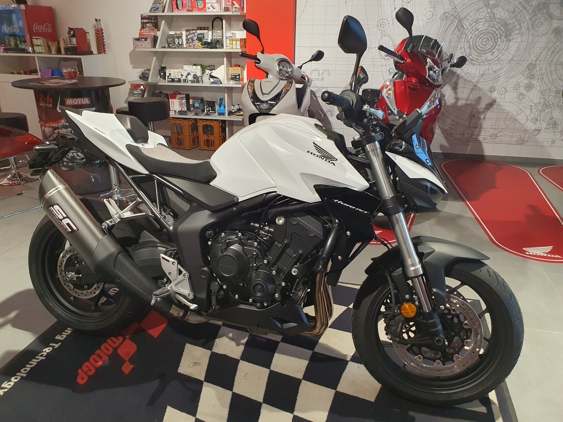 HONDA CB 1000 Hornet-image-0