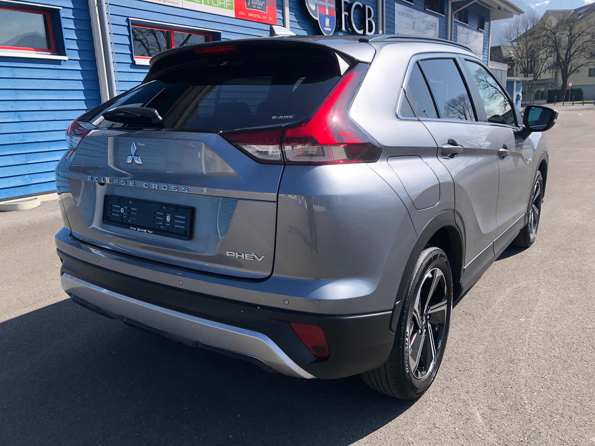 MITSUBISHI Eclipse Cross 2.4 PHEV Style 4WD-showroom-element-2