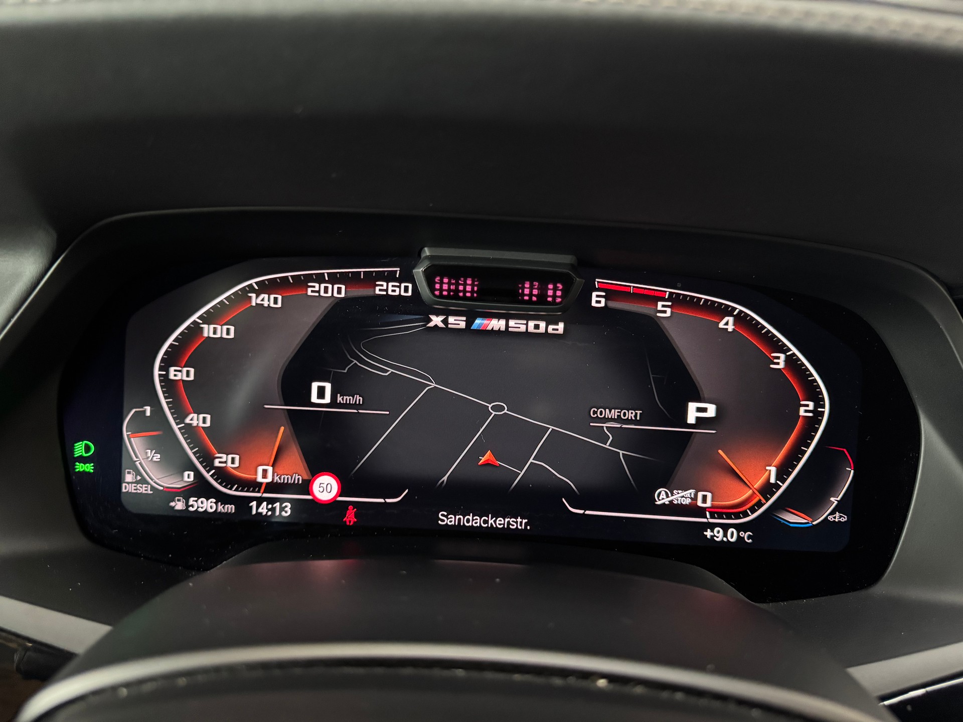 BMW X5 xDrive M50d Steptronic-image-14