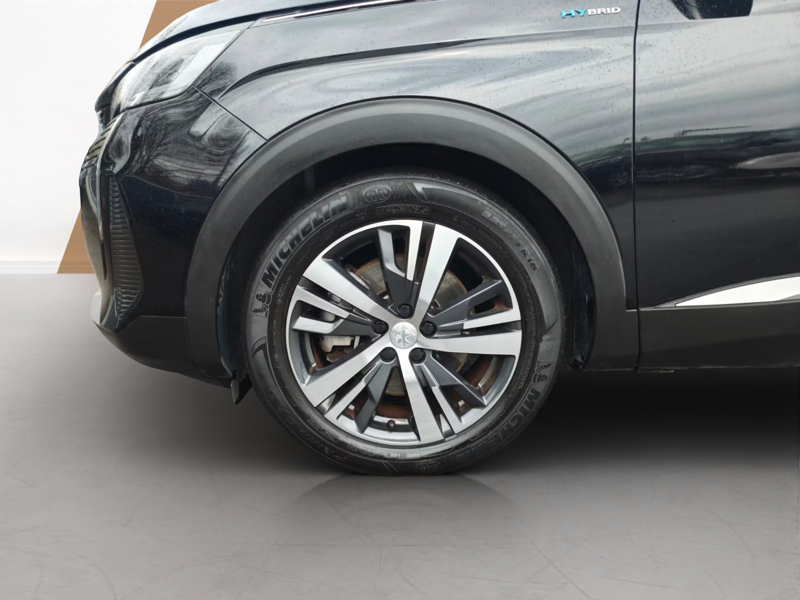 PEUGEOT 3008 1.6 Plug-in Hybrid Allure-image-25