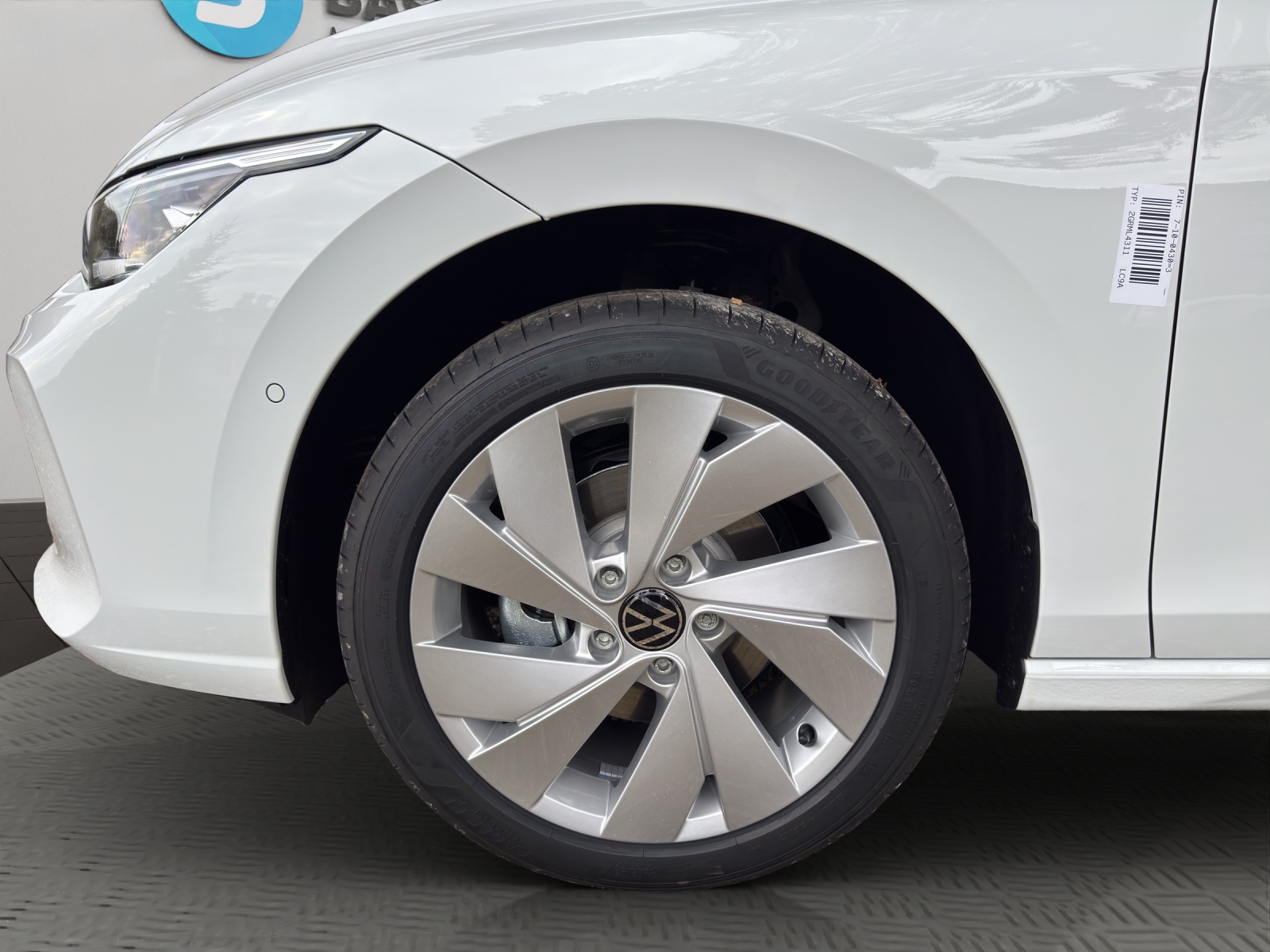 VW Golf Variant 1.5 eTSI mHEV Style-image-6