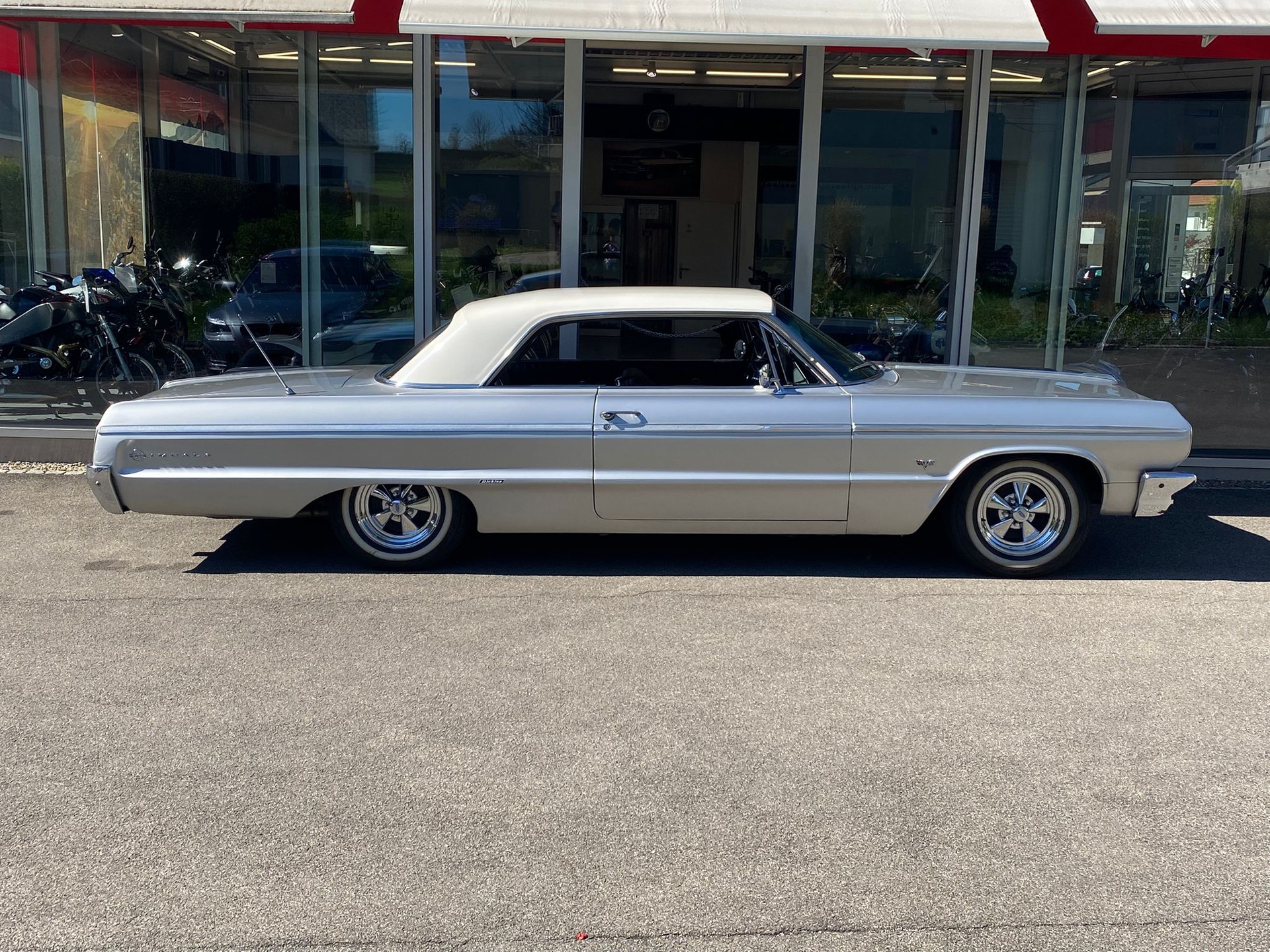 CHEVROLET Impala SS Coupé V8-image-3