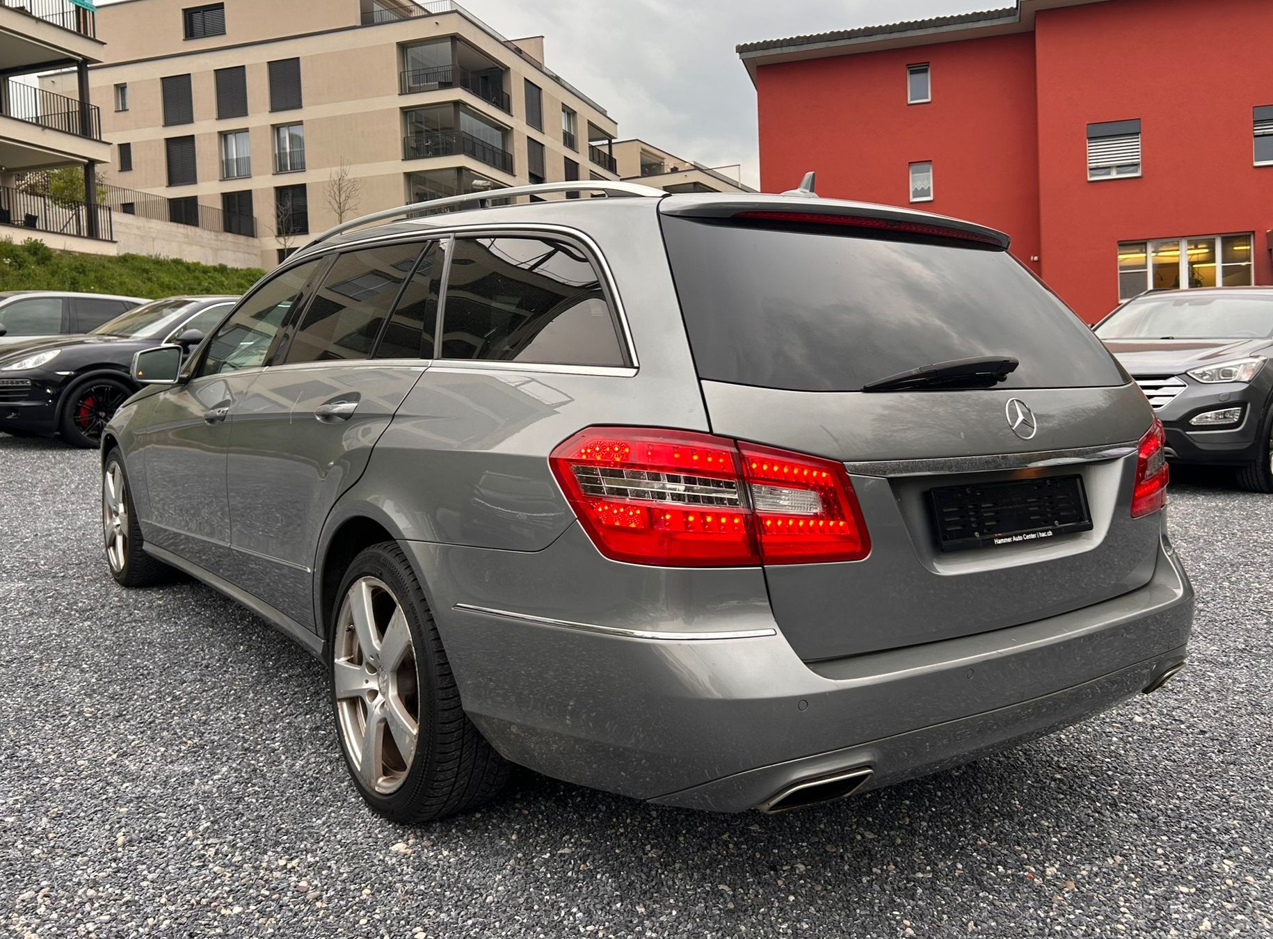 MERCEDES-BENZ E 350 Avantgarde 4Matic 7G-Tronic-showroom-element-2