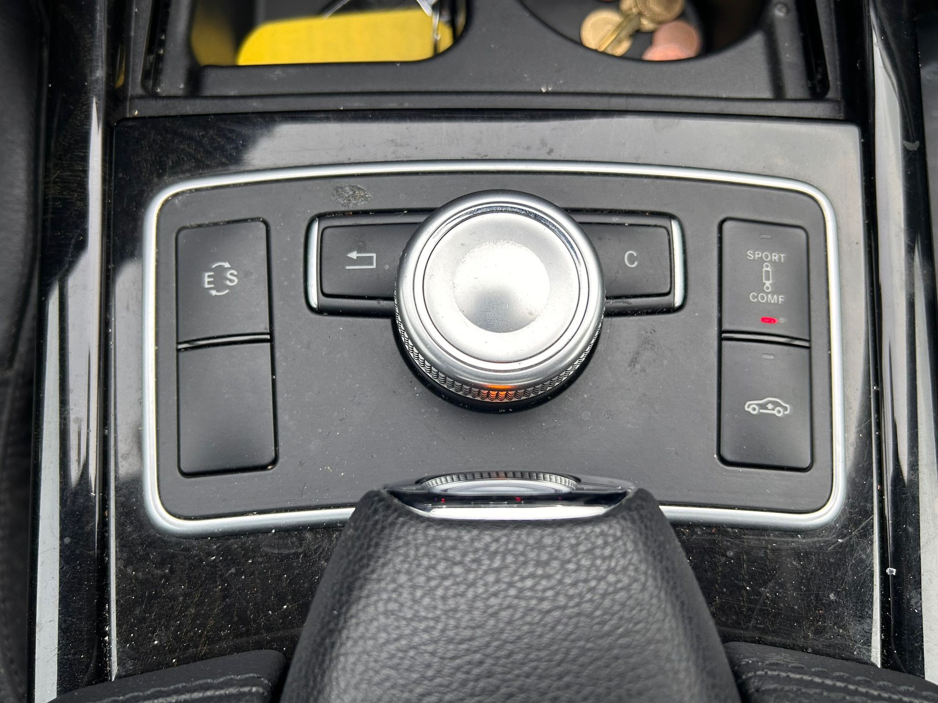 MERCEDES-BENZ E 350 Avantgarde 4Matic 7G-Tronic-image-24