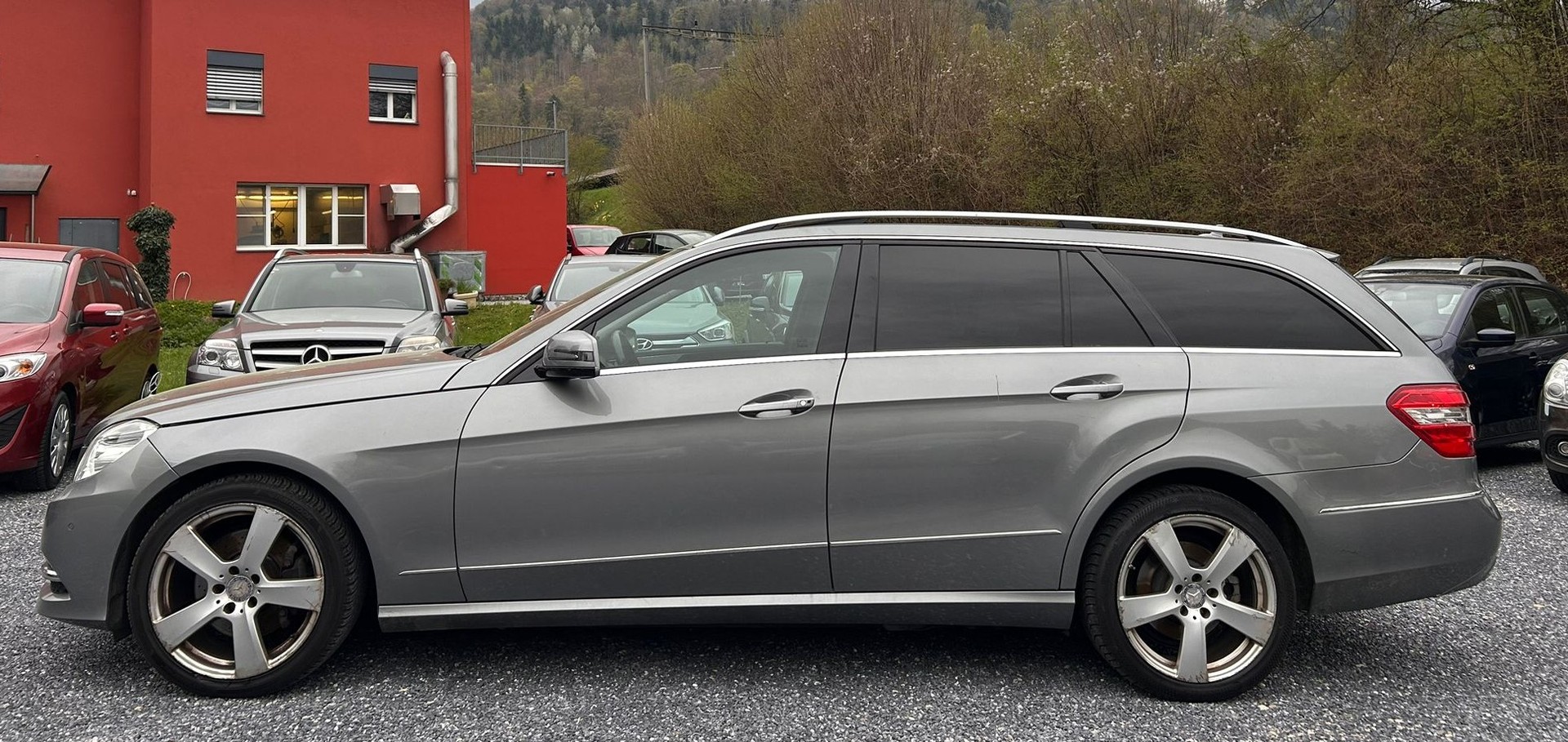 MERCEDES-BENZ E 350 Avantgarde 4Matic 7G-Tronic-showroom-element-1