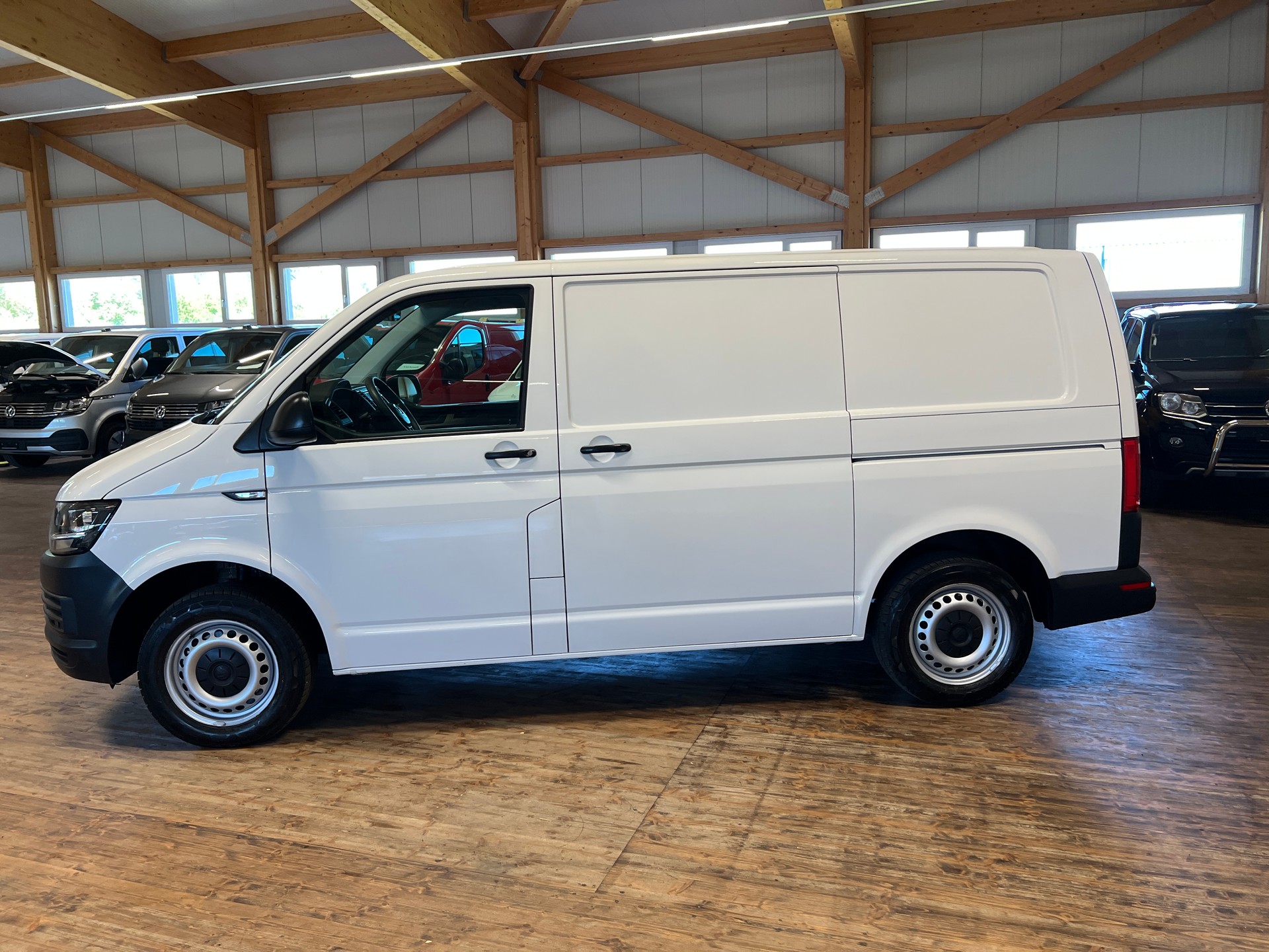 VW T6 2.0 TDI DSG-image-7
