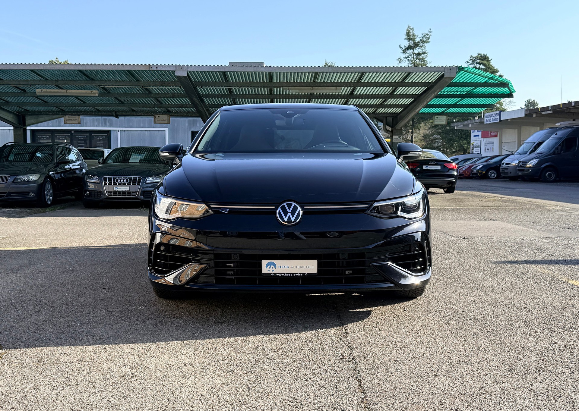 VW Golf 2.0 TSI R DSG 4Motion-showroom-element-1