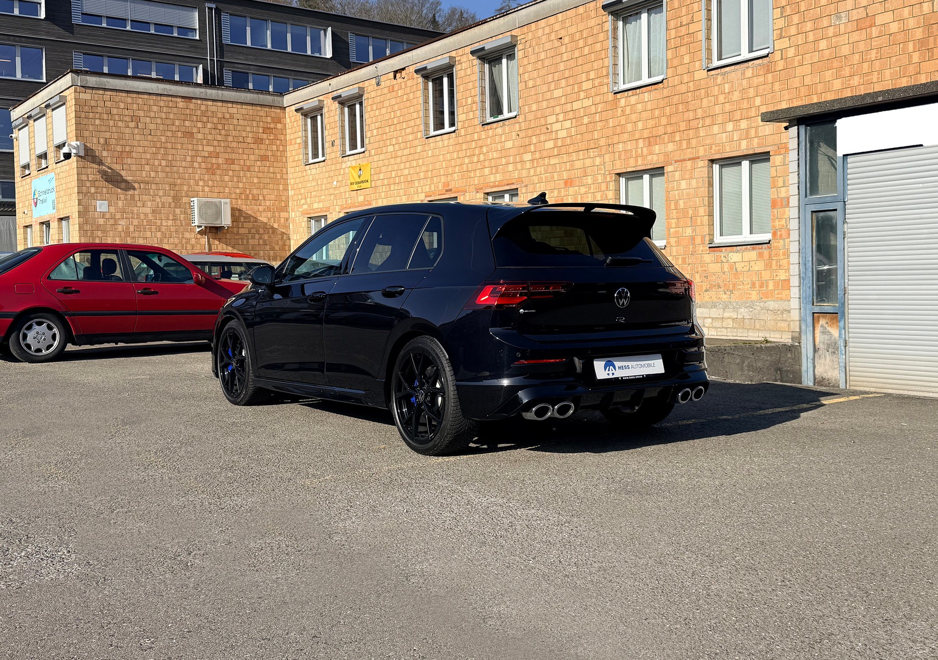 VW Golf 2.0 TSI R DSG 4Motion-showroom-element-3