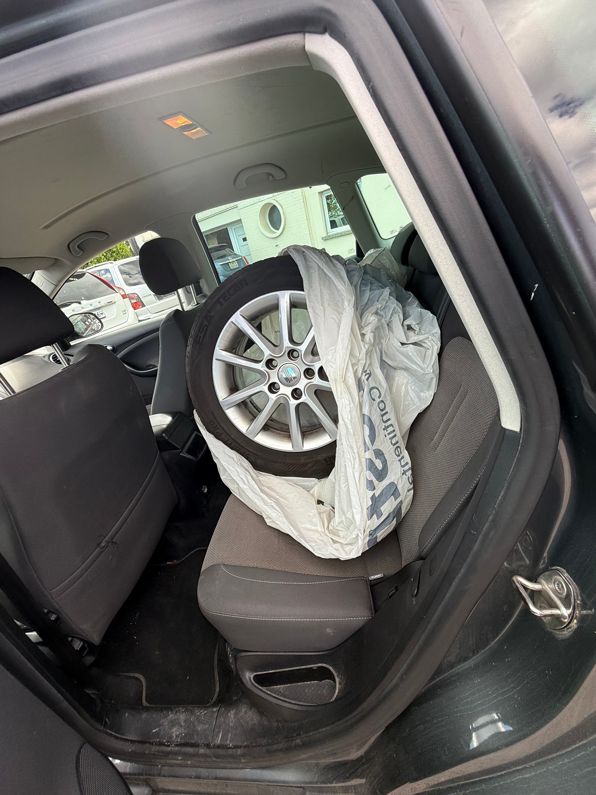 SEAT Altea XL 1.4 TSI Style Viva-image-5