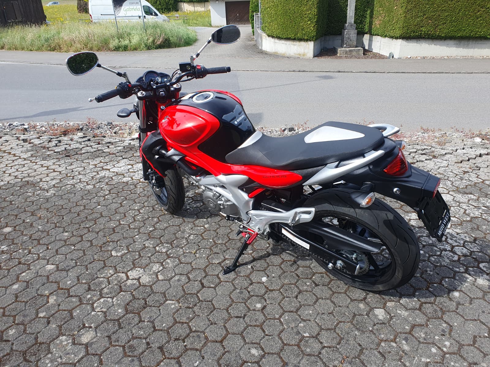 SUZUKI SFV 650 Gladius ABS-image-3