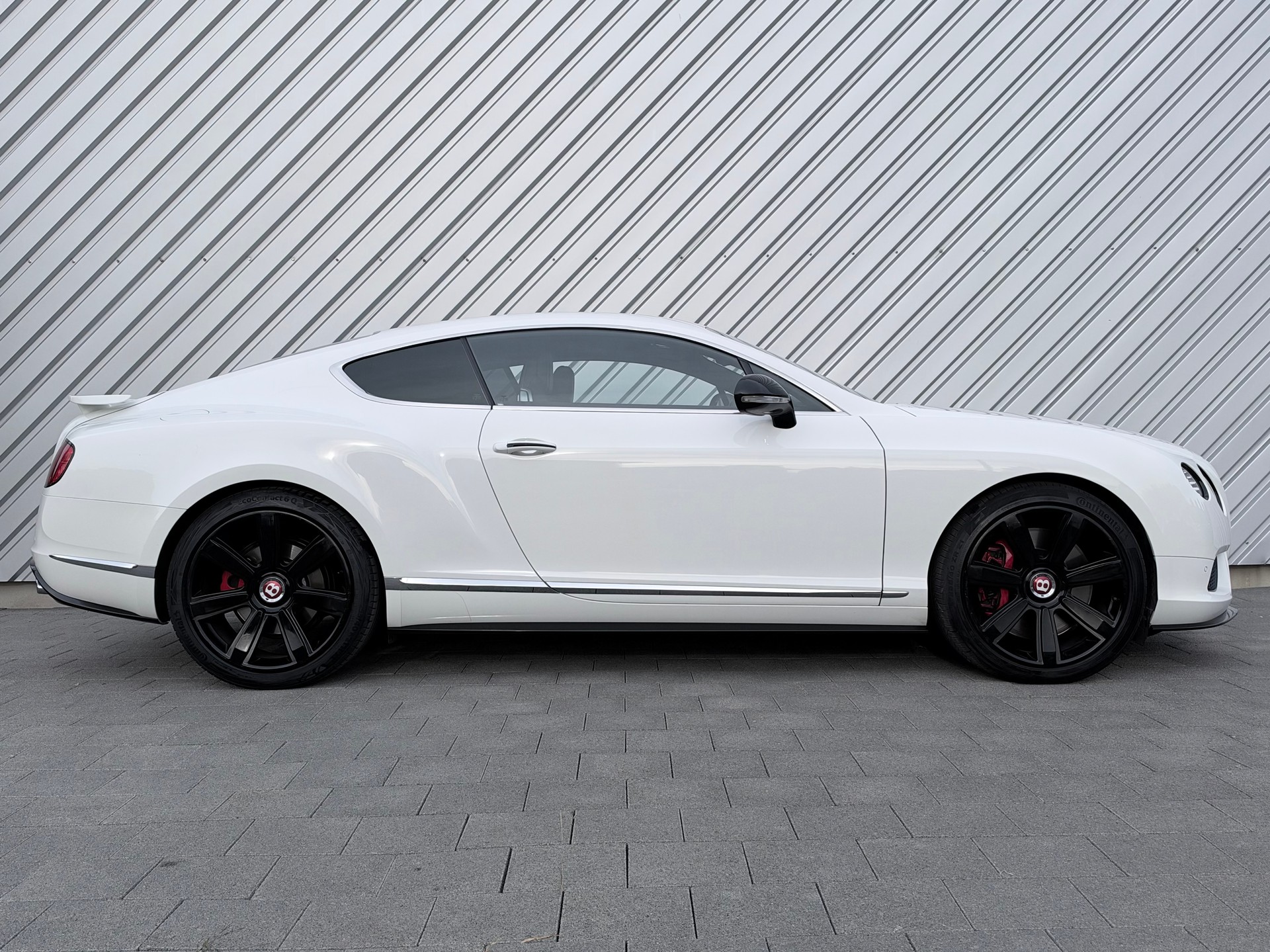 BENTLEY Continental GT 4.0 V8 S-showroom-element-1