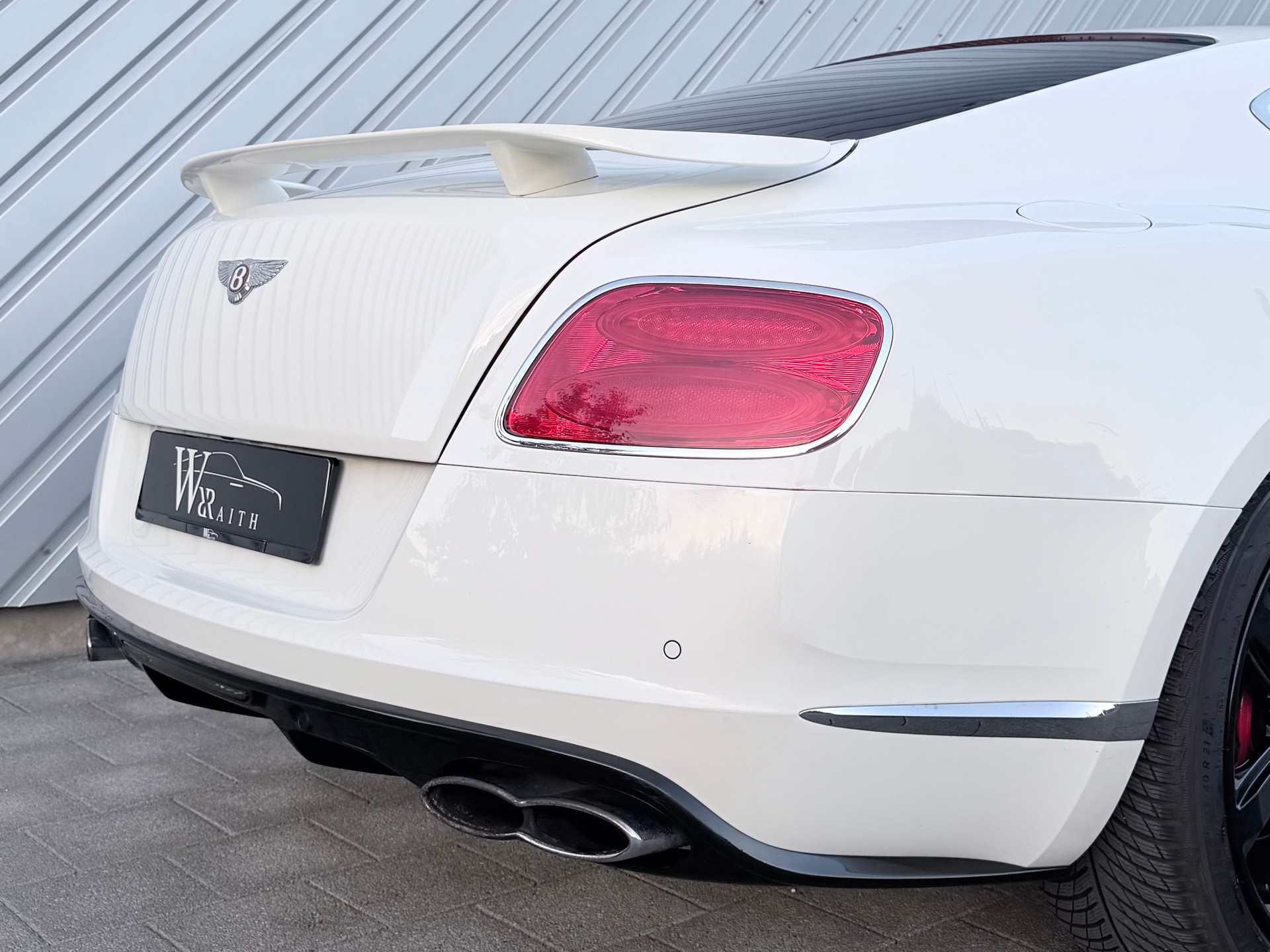 BENTLEY Continental GT 4.0 V8 S-showroom-element-2
