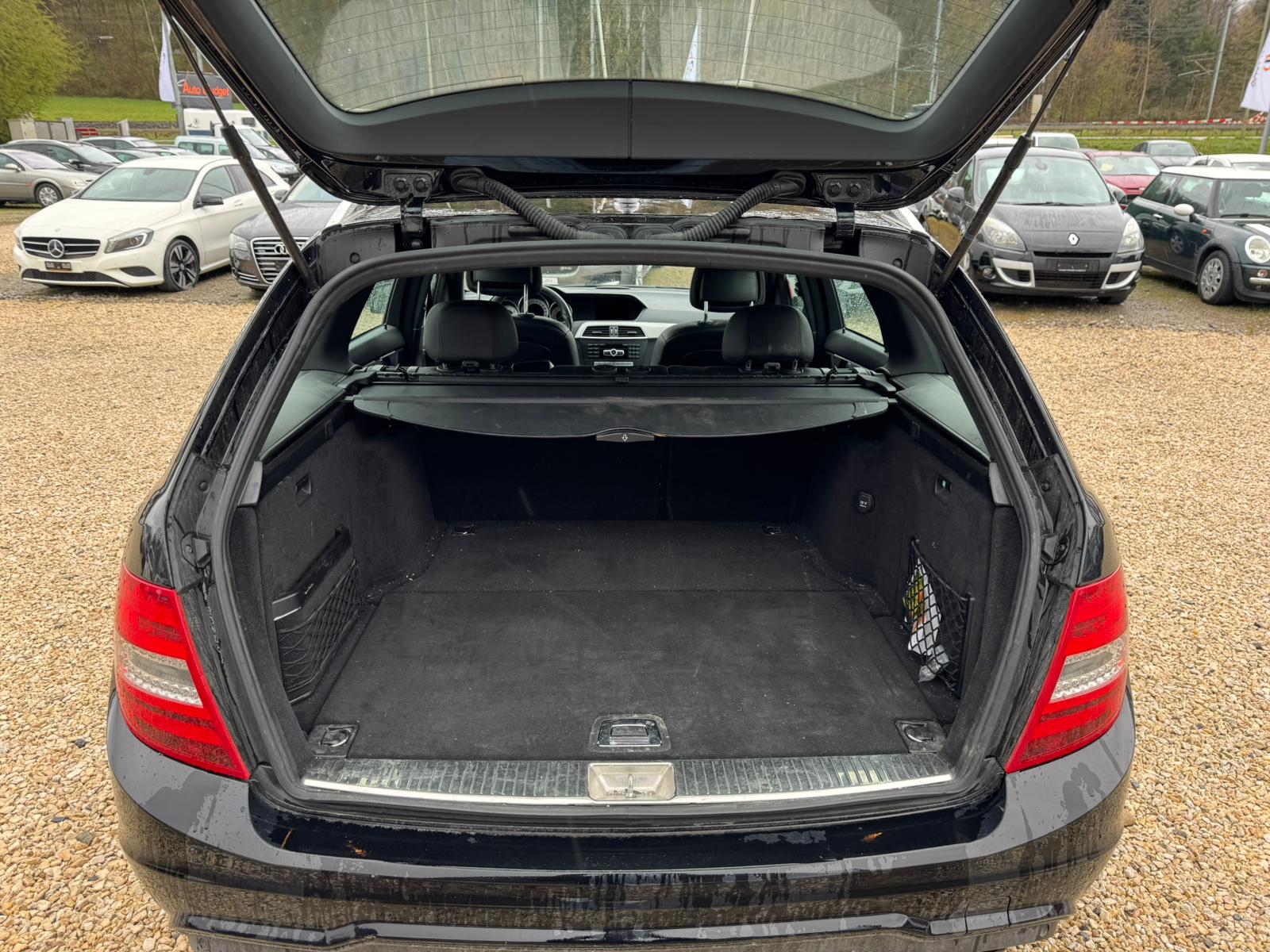 MERCEDES-BENZ C 300 CDI Elégance 4Matic 7G-Tronic-image-6