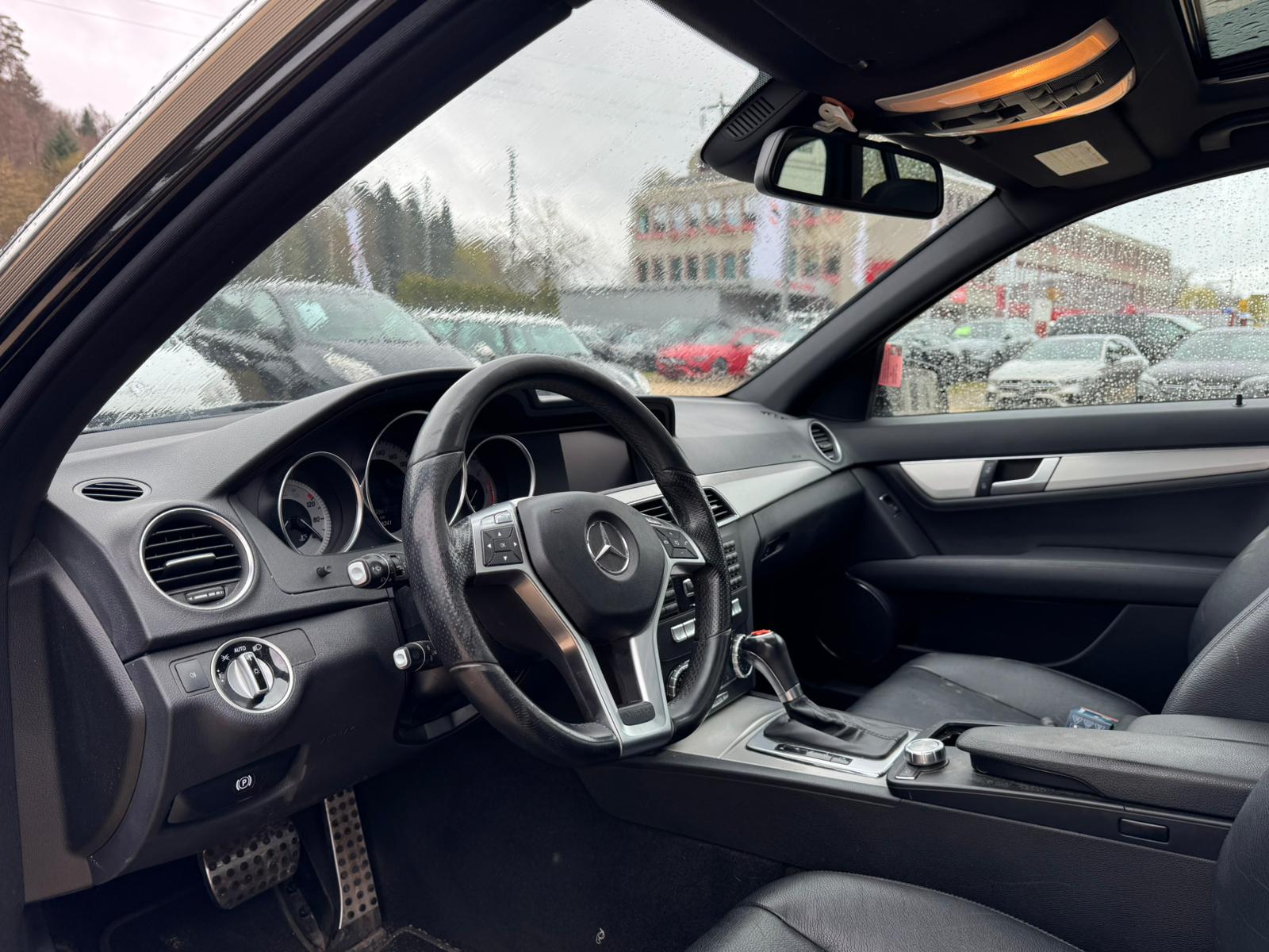 MERCEDES-BENZ C 300 CDI Elégance 4Matic 7G-Tronic-image-8