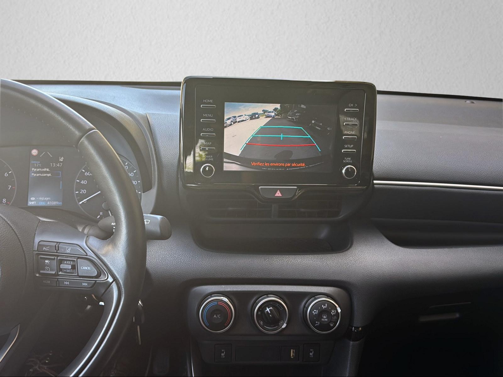 TOYOTA Yaris 1.5 VVT-iE Comfort-image-4