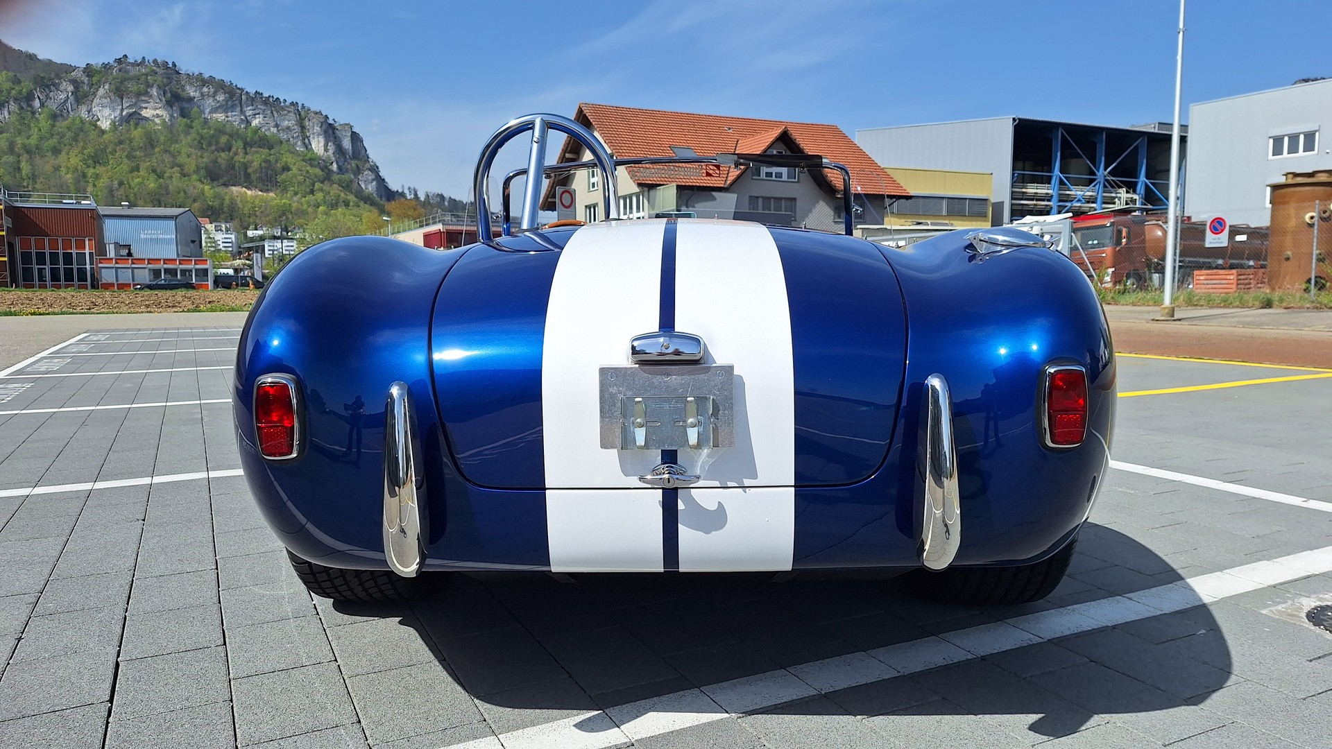 AC Superformance MKIII 427 S/C-image-4