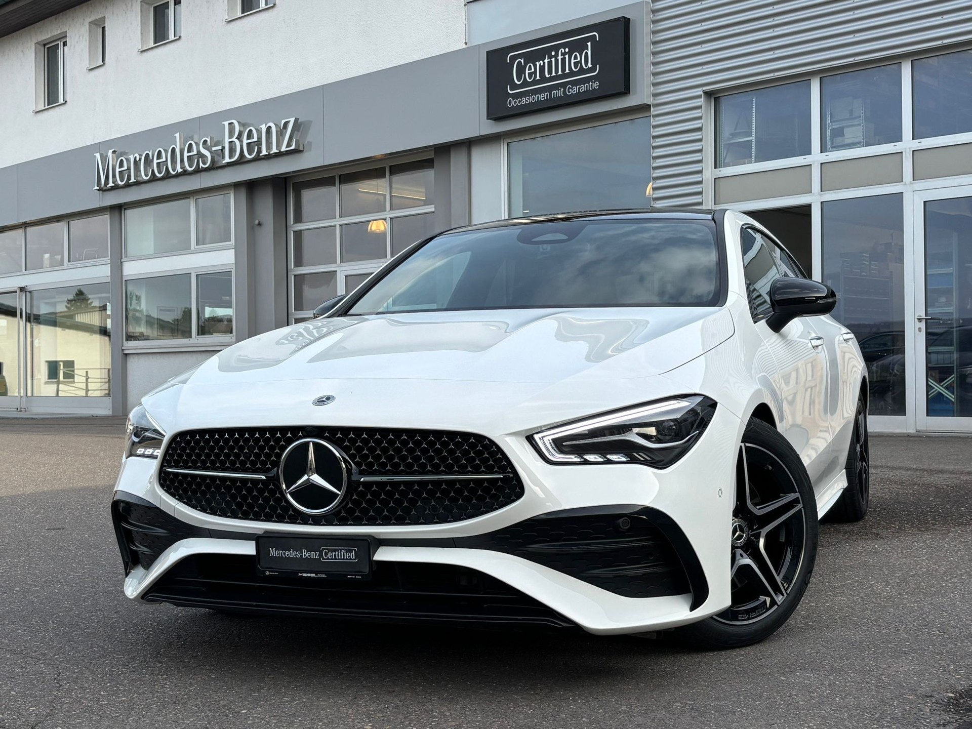 MERCEDES-BENZ CLA 250 AMG-Line 4Matic Shooting Brake-image-1