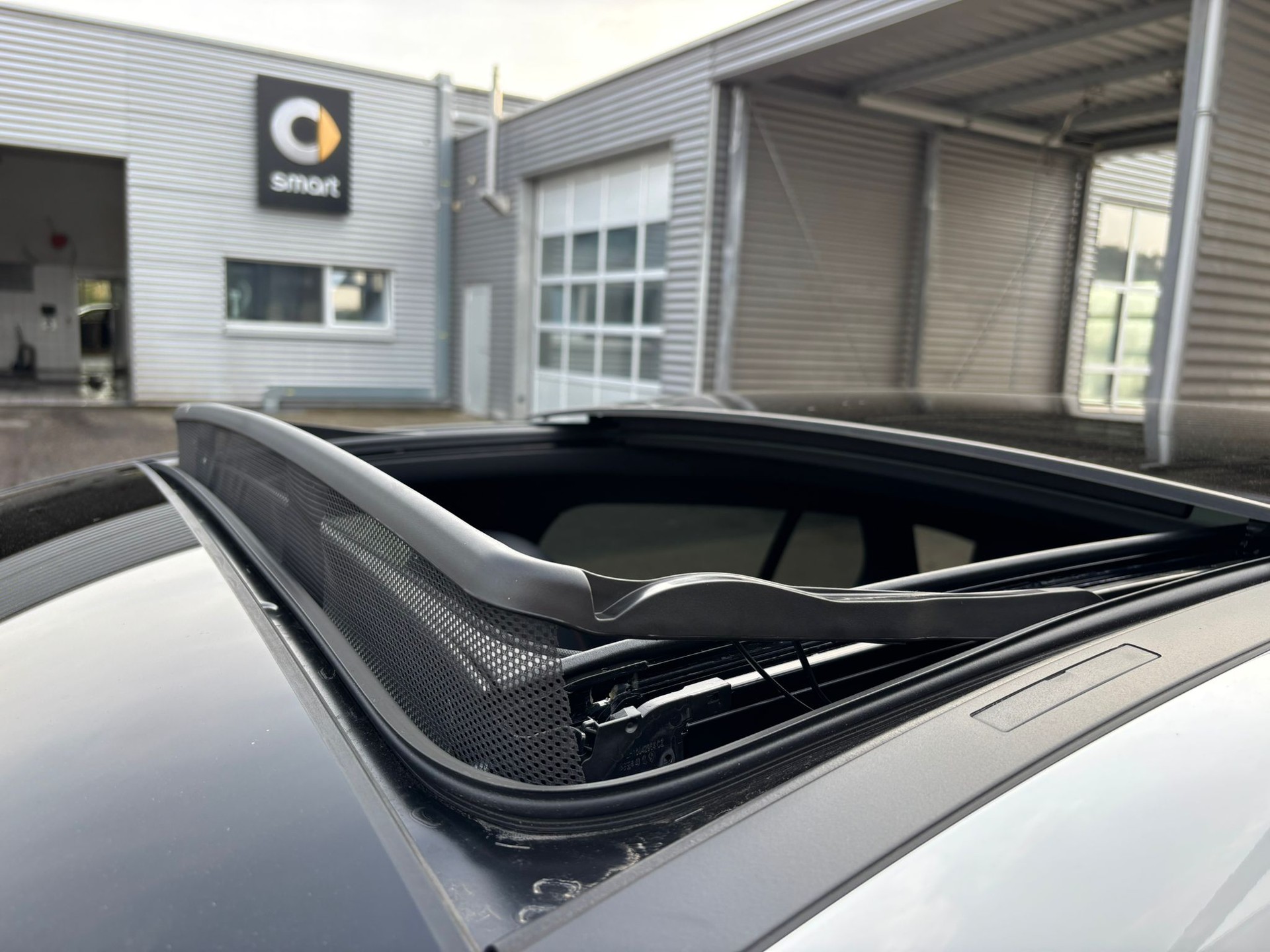 MERCEDES-BENZ CLA 250 AMG-Line 4Matic Shooting Brake-image-11