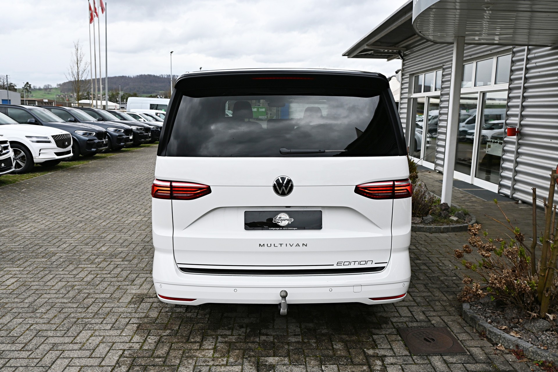 VW Multivan 2.0 TDI Style Edition Lang DSG Automat 7-Plätzer + AHK 2000Kg + Standheizung-showroom-element-3