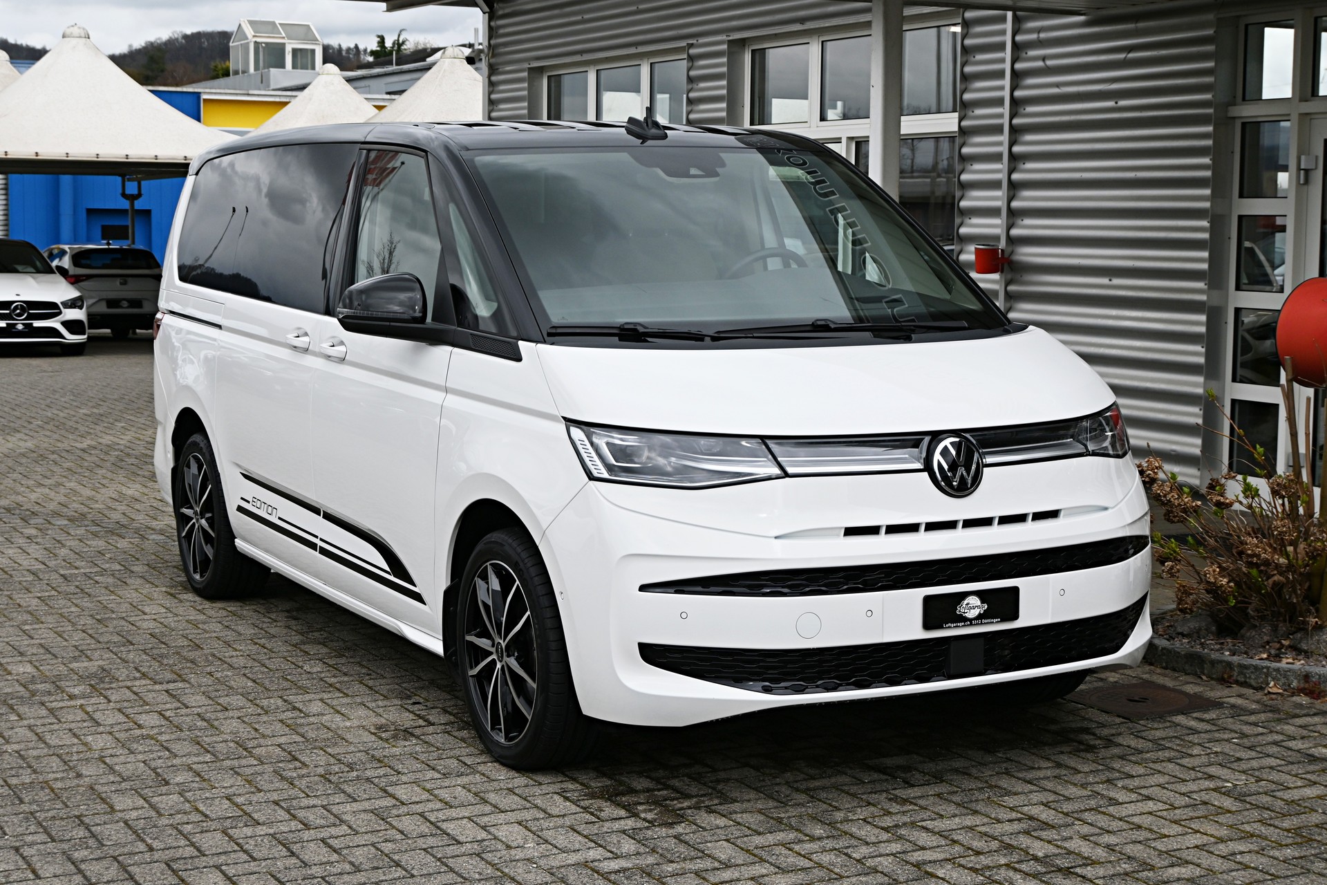 VW Multivan 2.0 TDI Style Edition Lang DSG Automat 7-Plätzer + AHK 2000Kg + Standheizung