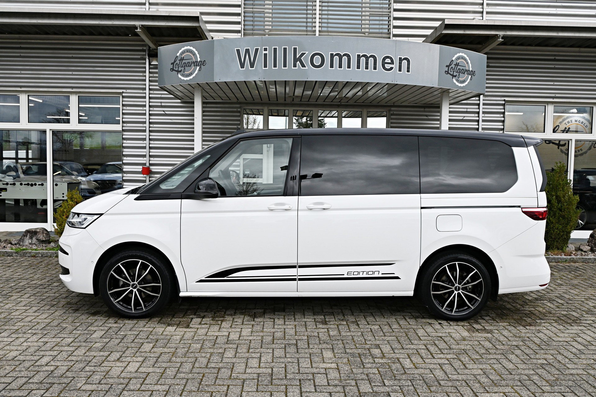 VW Multivan 2.0 TDI Style Edition Lang DSG Automat 7-Plätzer + AHK 2000Kg + Standheizung-image-4