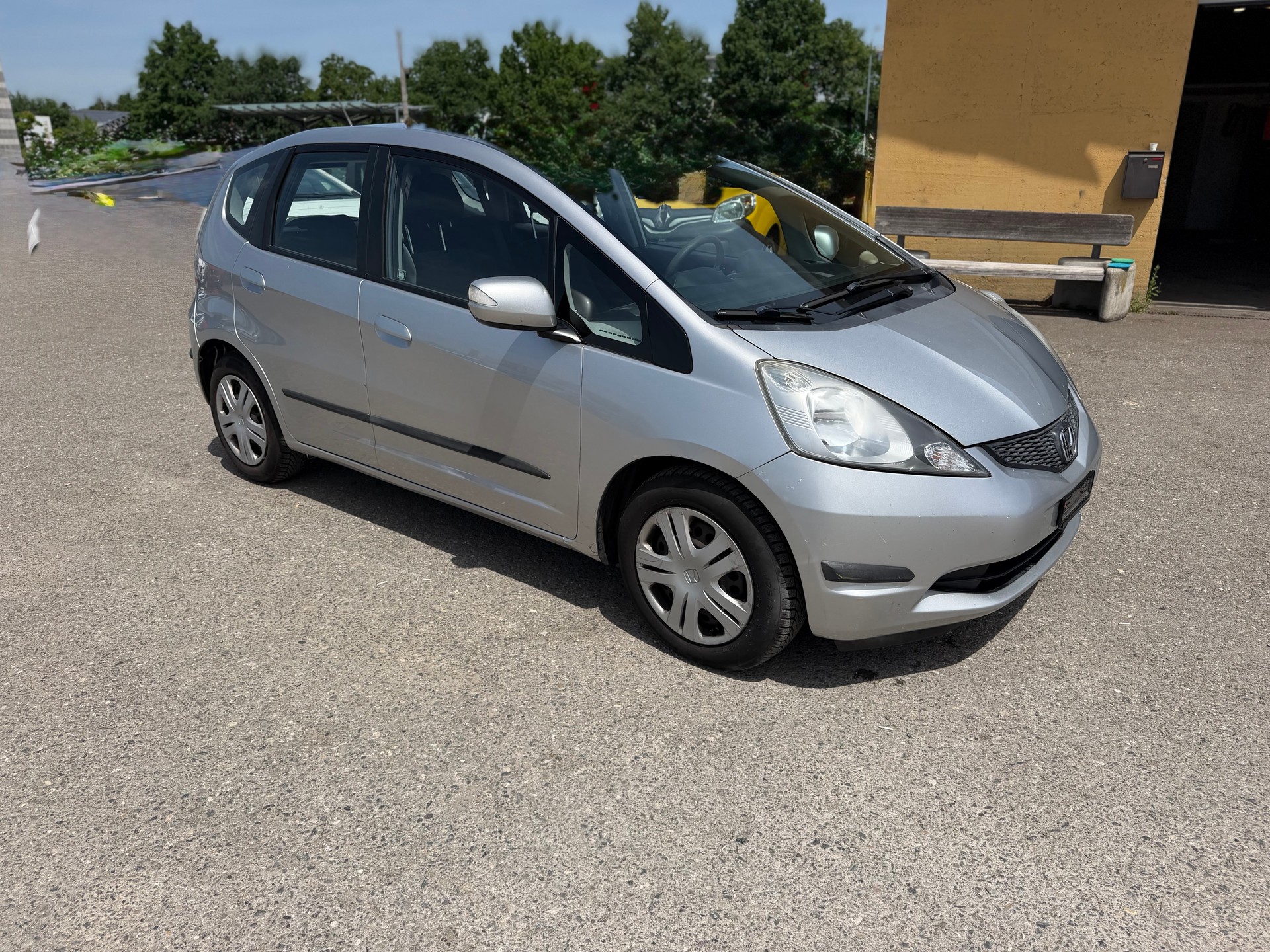 HONDA Jazz 1.4i Elegance i-Shift-showroom-element-2